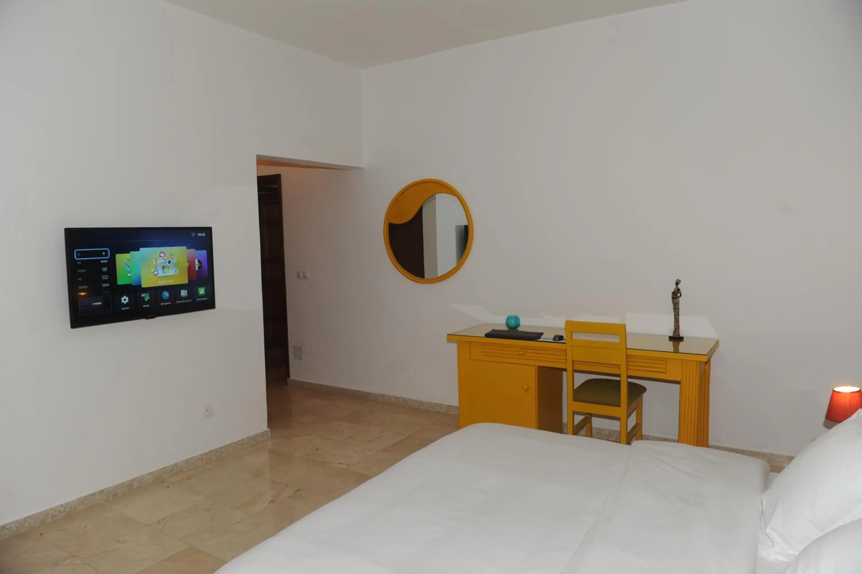 Photo of the whole room, Bed in Residence Helios