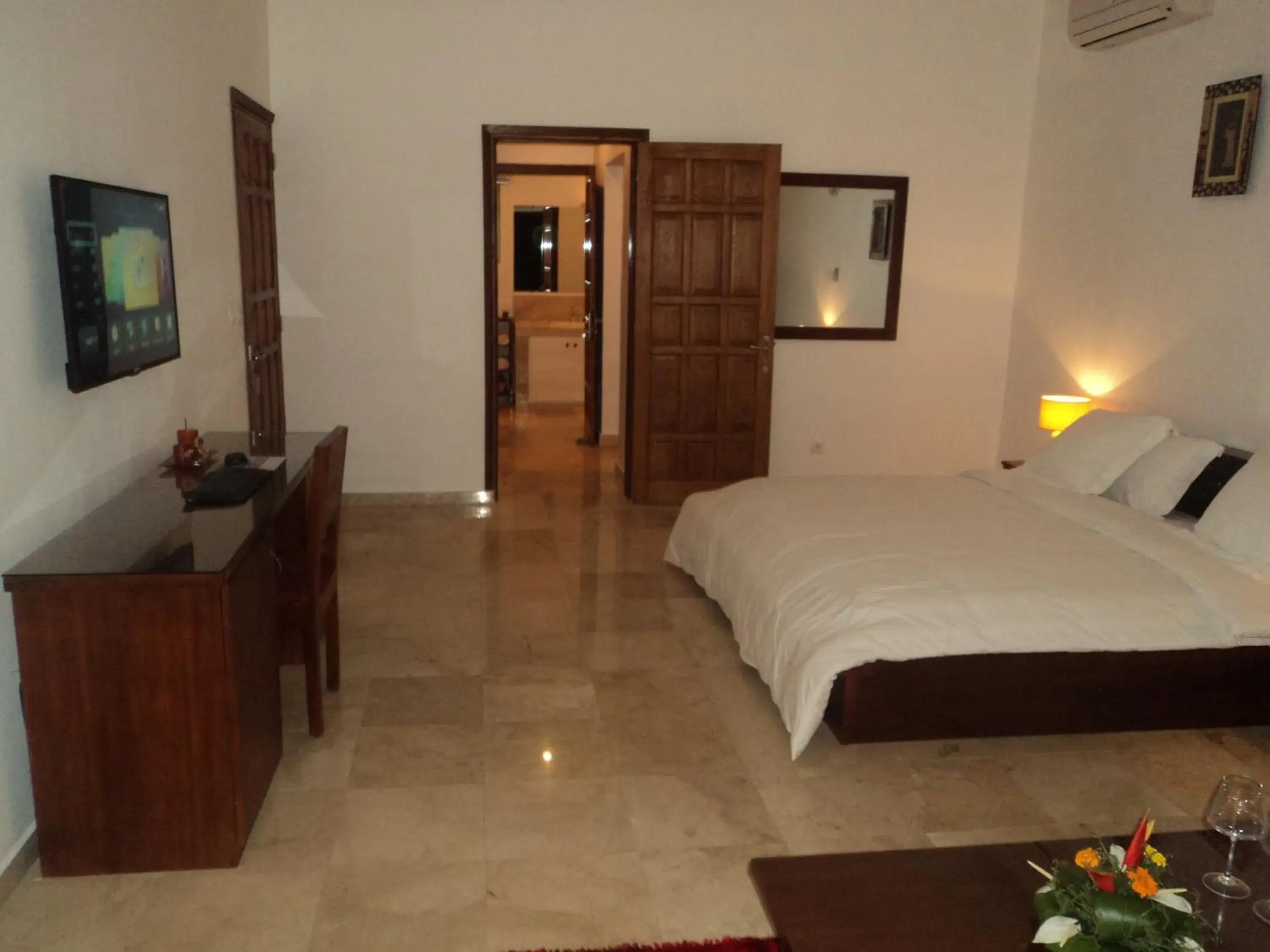 Suite with Pool View in Residence Helios Suite with Pool View in Residence Helios