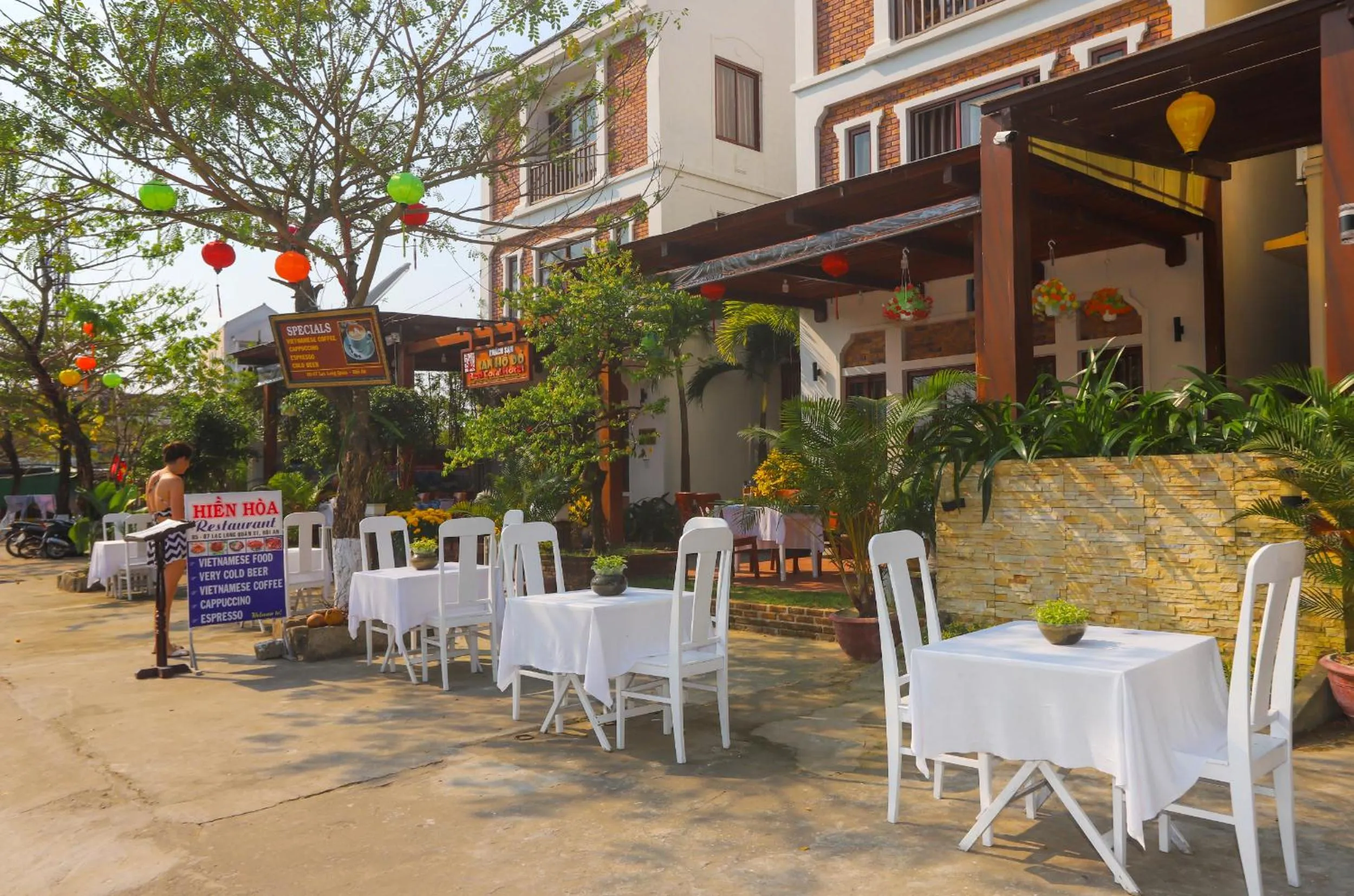 Restaurant/Places to Eat in Hien Hoa Villa Hoi An