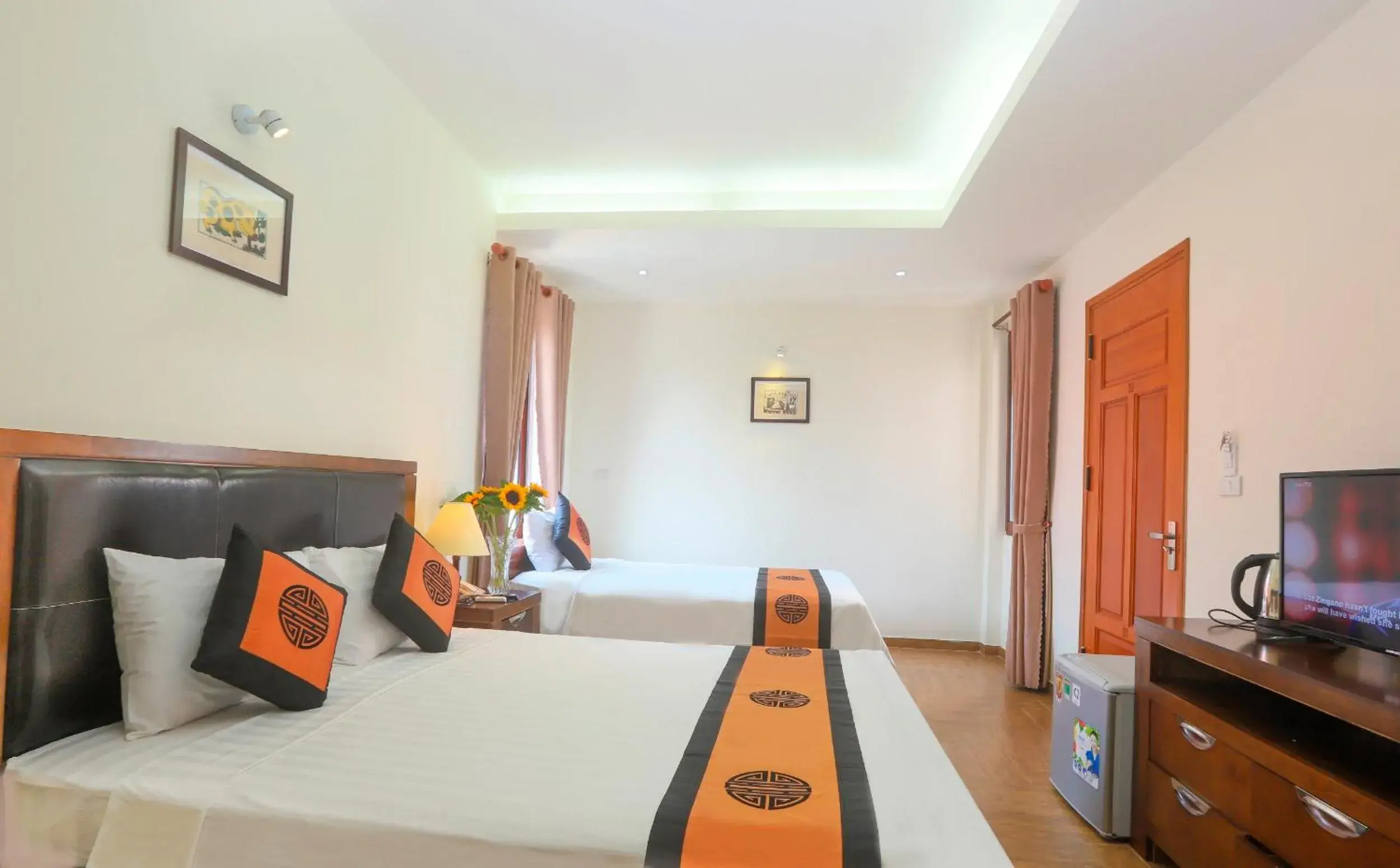 Deluxe Triple Room with City View in Hien Hoa Villa Hoi An Deluxe Triple Room with City View in Hien Hoa Villa Hoi An