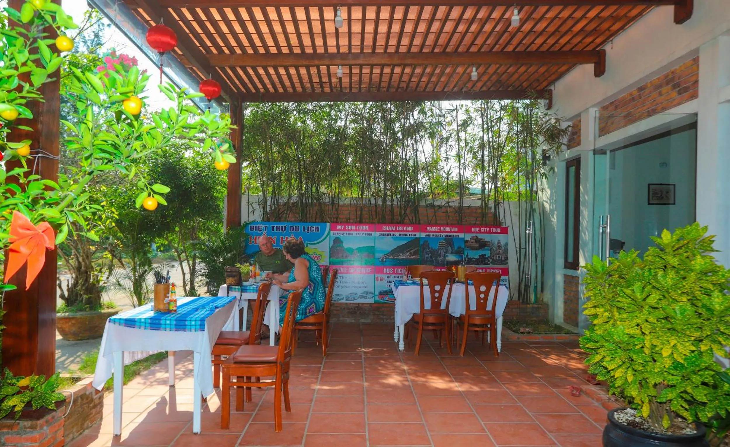 Restaurant/Places to Eat in Hien Hoa Villa Hoi An