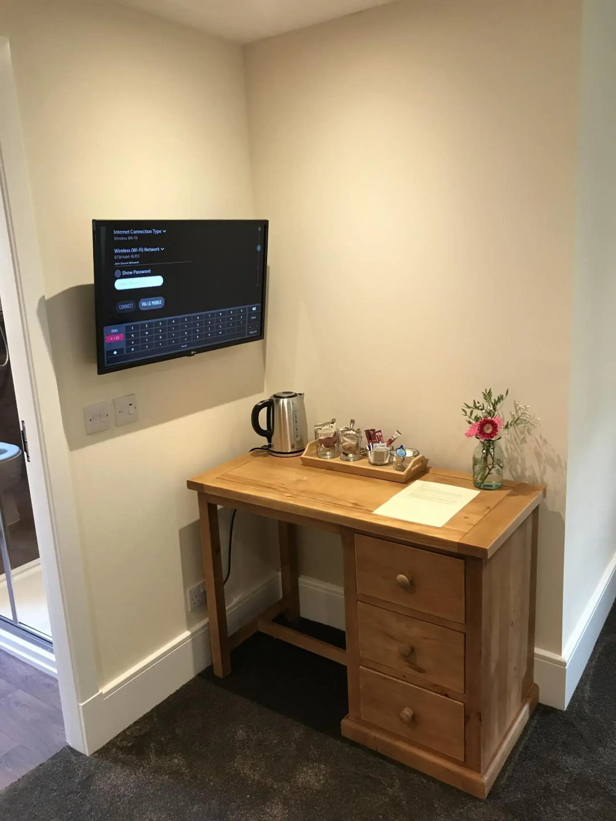 Bedroom in The Shandwick Inn Bedroom in The Shandwick Inn