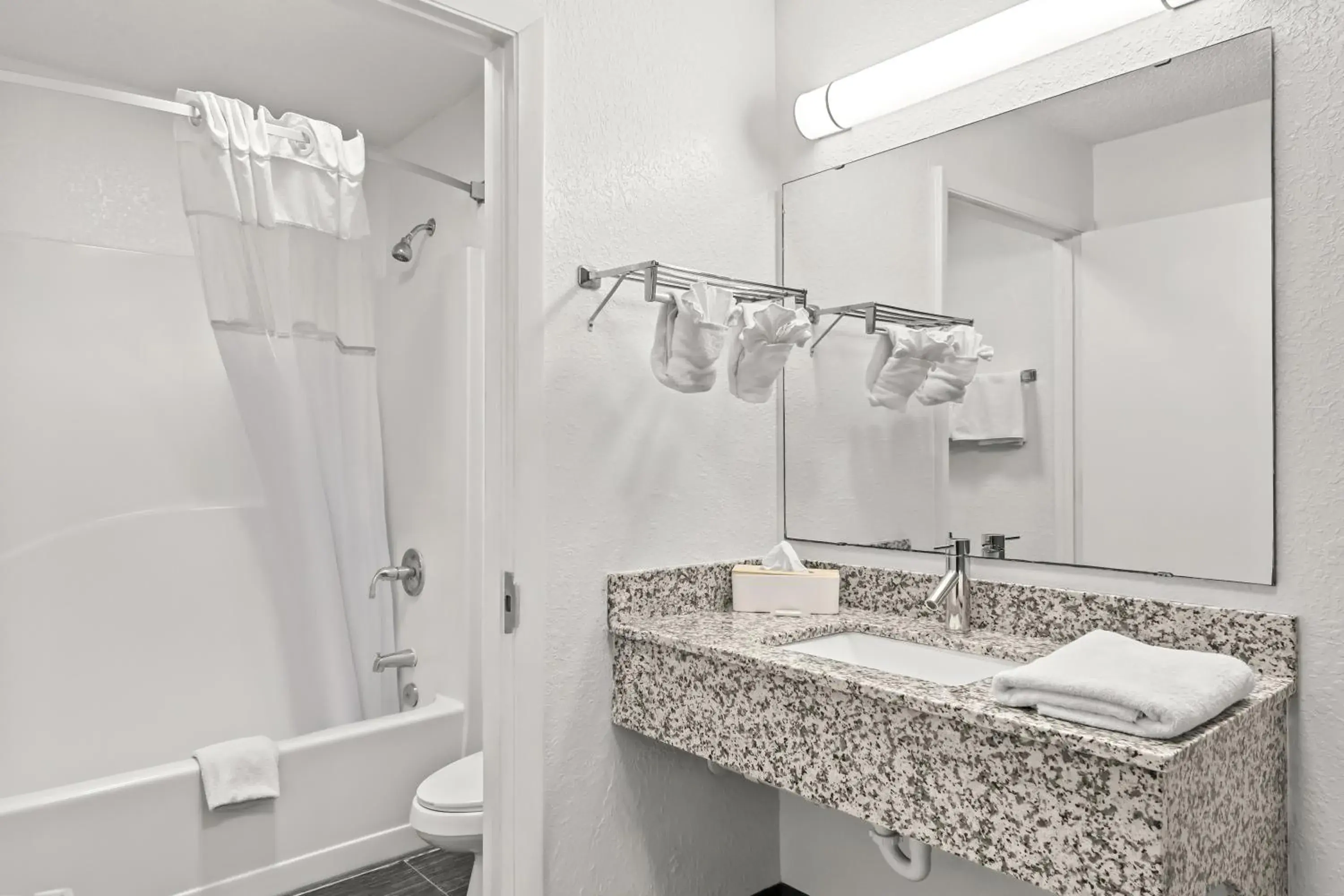 Family Studio in Homestay Inn and suites Family Studio in Homestay Inn and suites