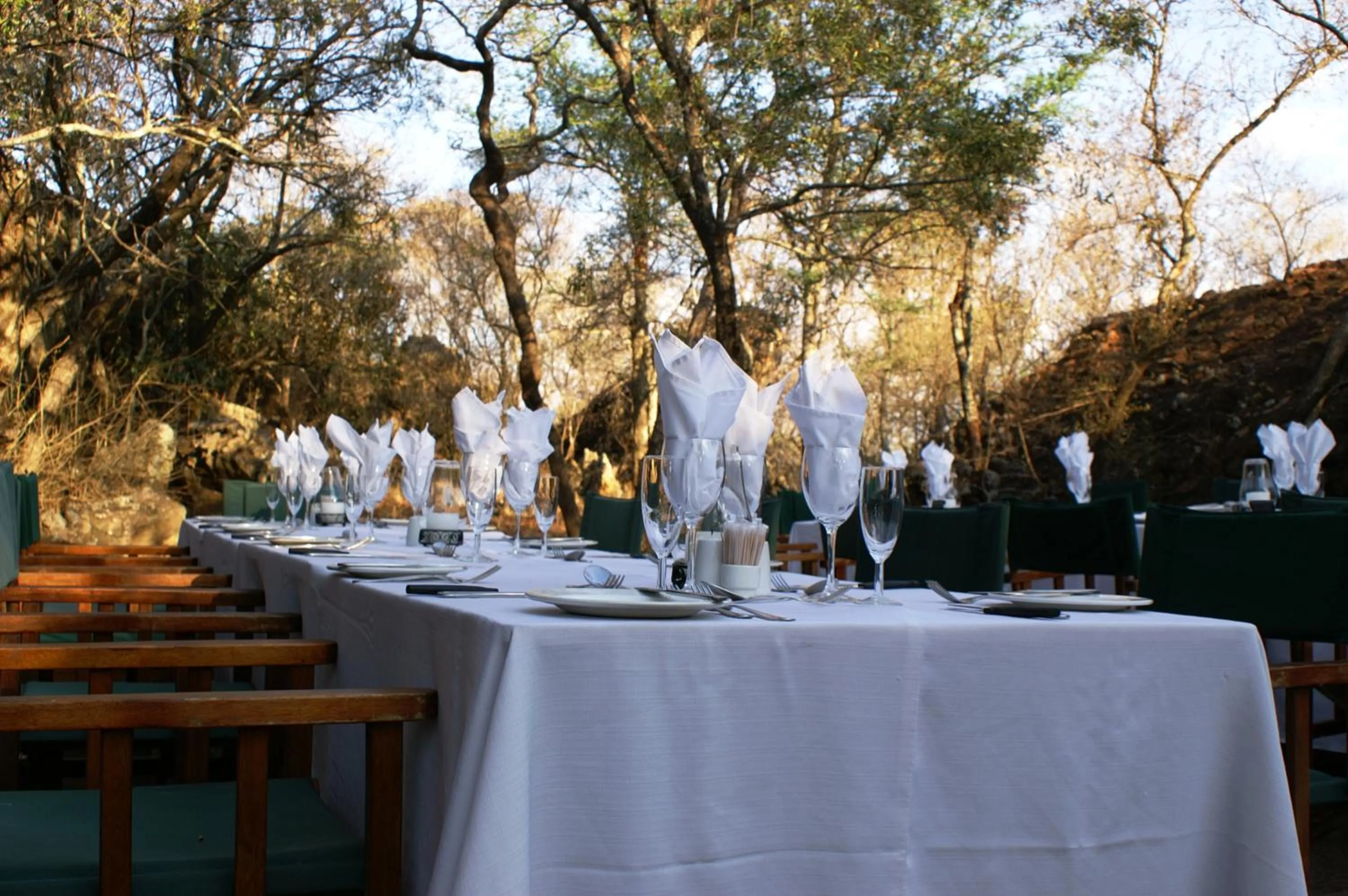 Restaurant/places to eat in Monate Game Lodge