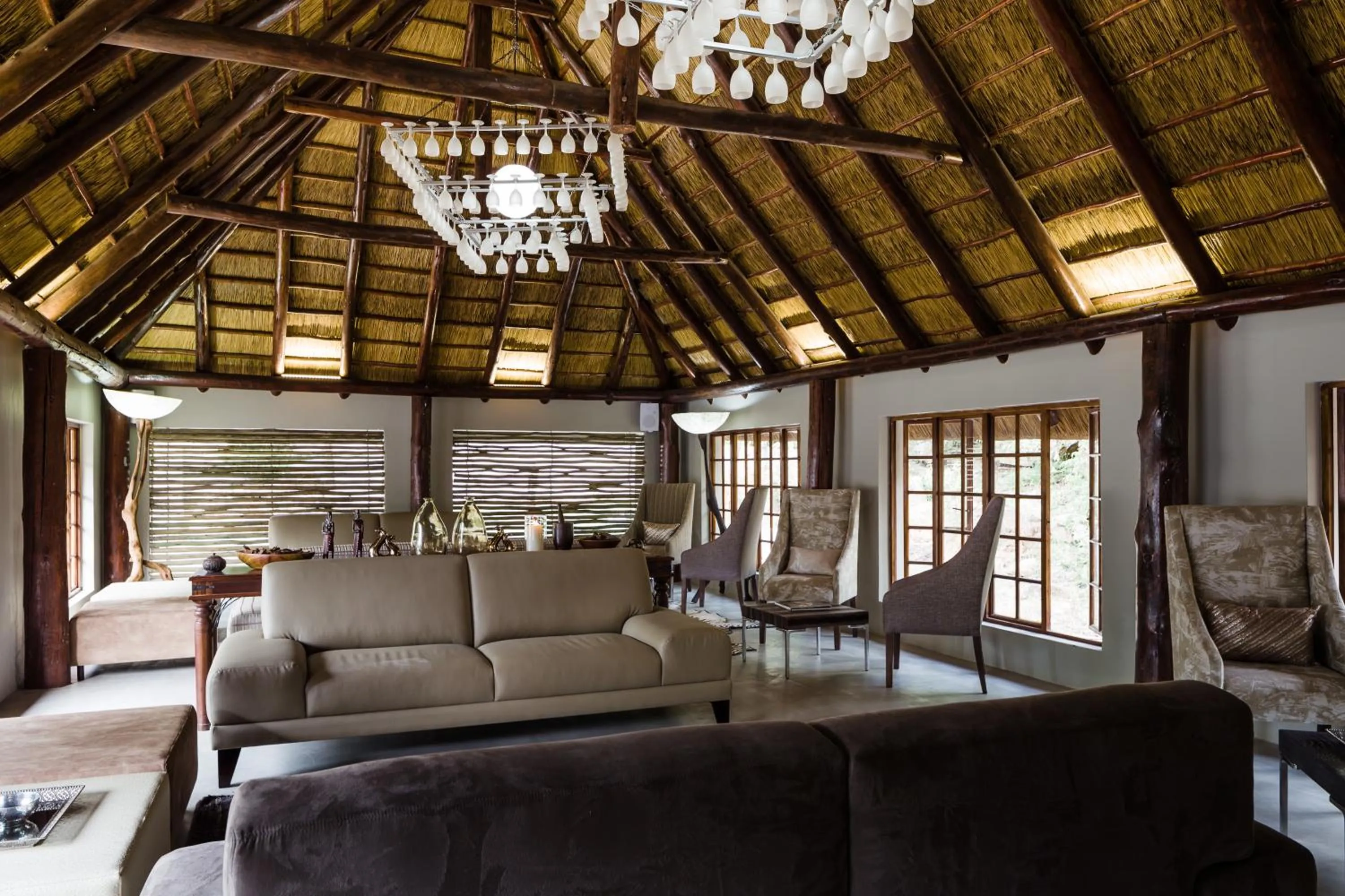 Communal lounge/ TV room in Monate Game Lodge