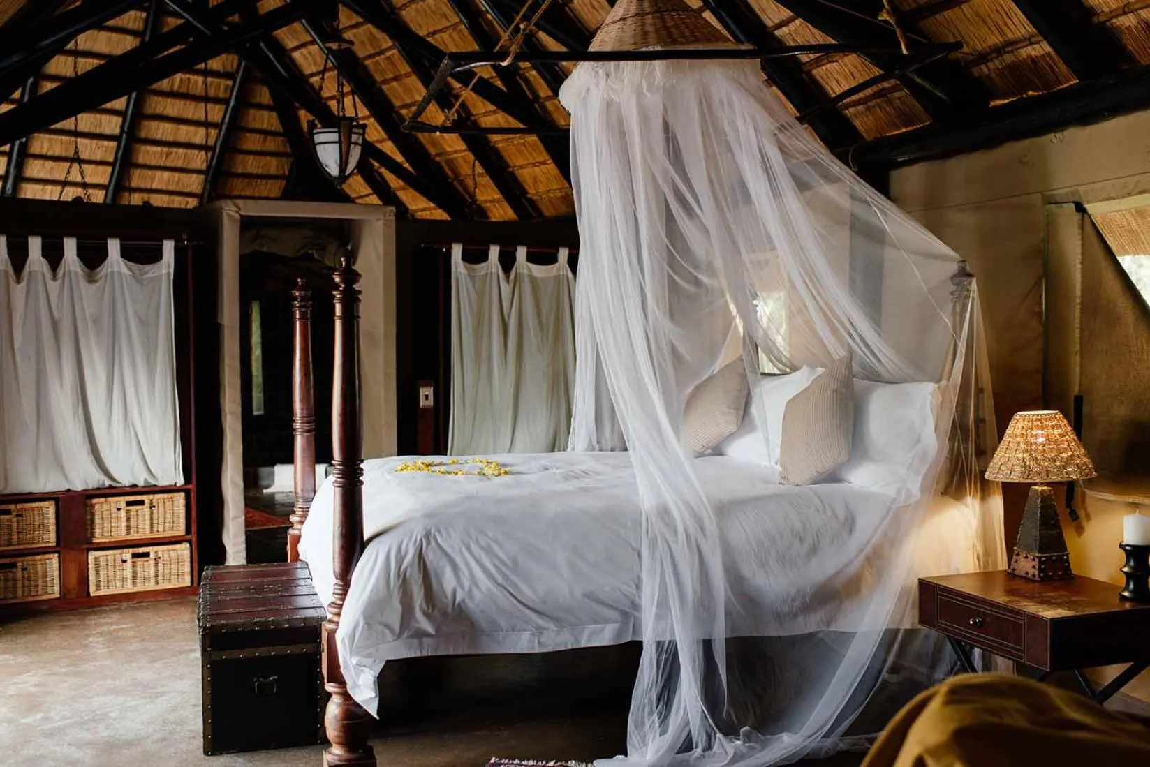 Bed in Monate Game Lodge