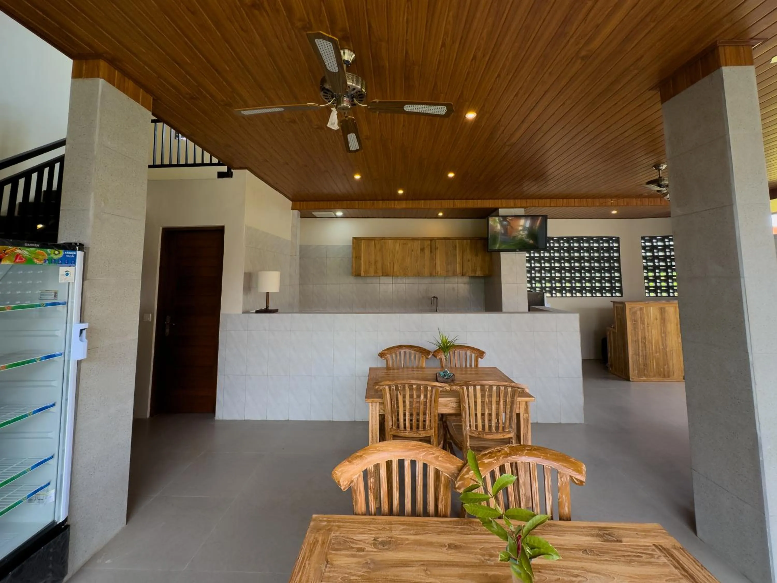 Restaurant/places to eat in Koeluma Bali