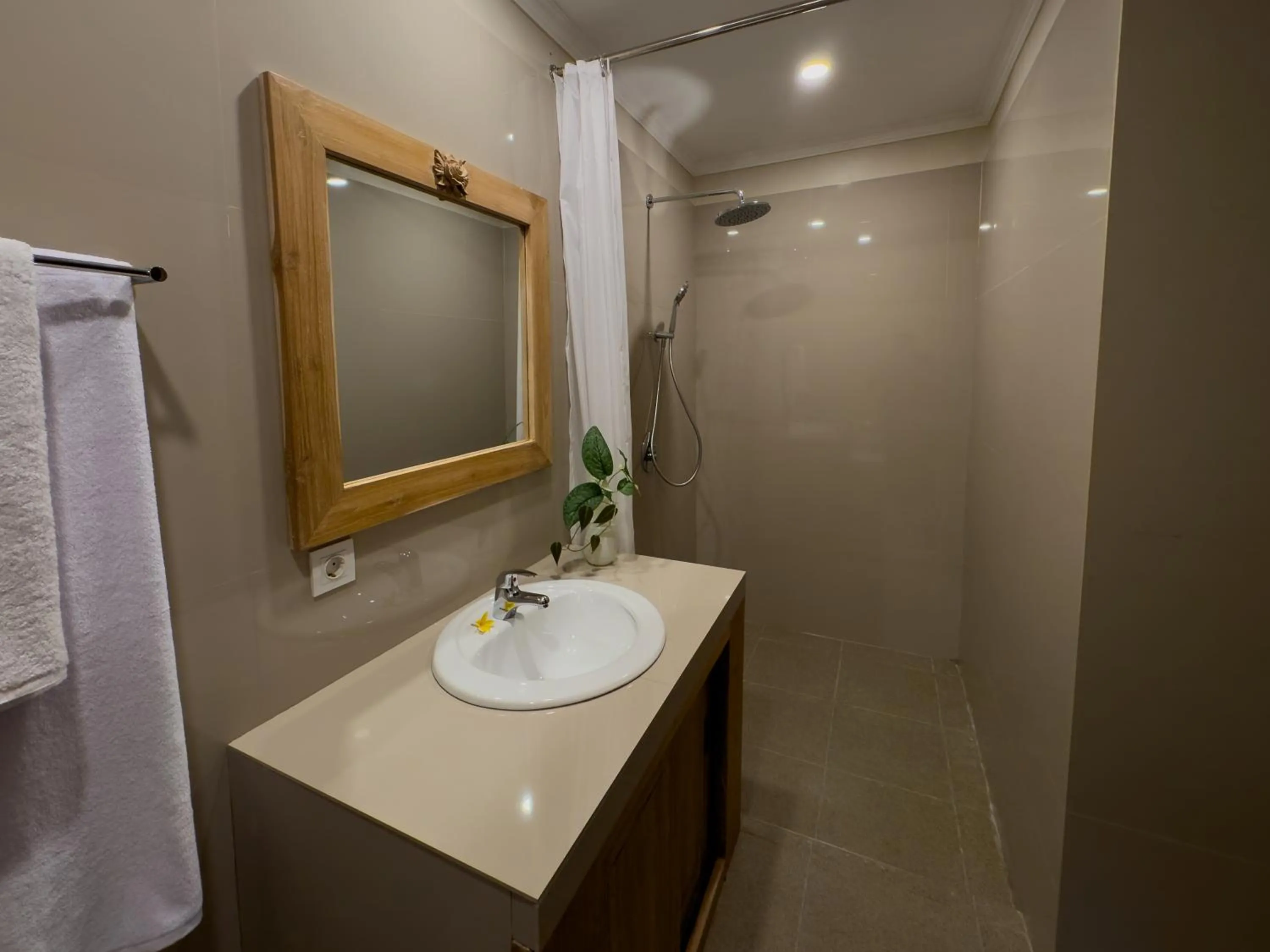 Bathroom in Koeluma Bali