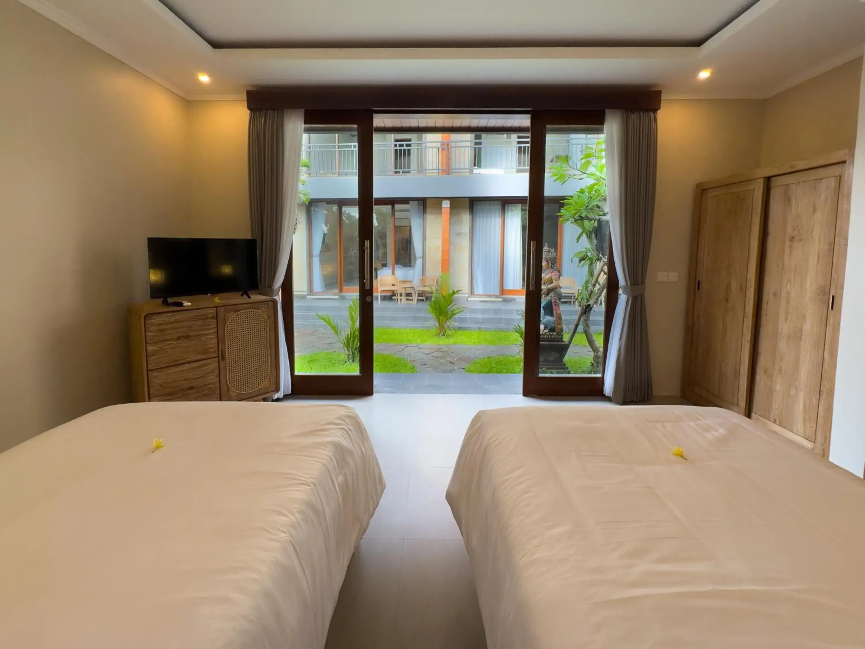 Twin Room in Koeluma Bali Twin Room in Koeluma Bali