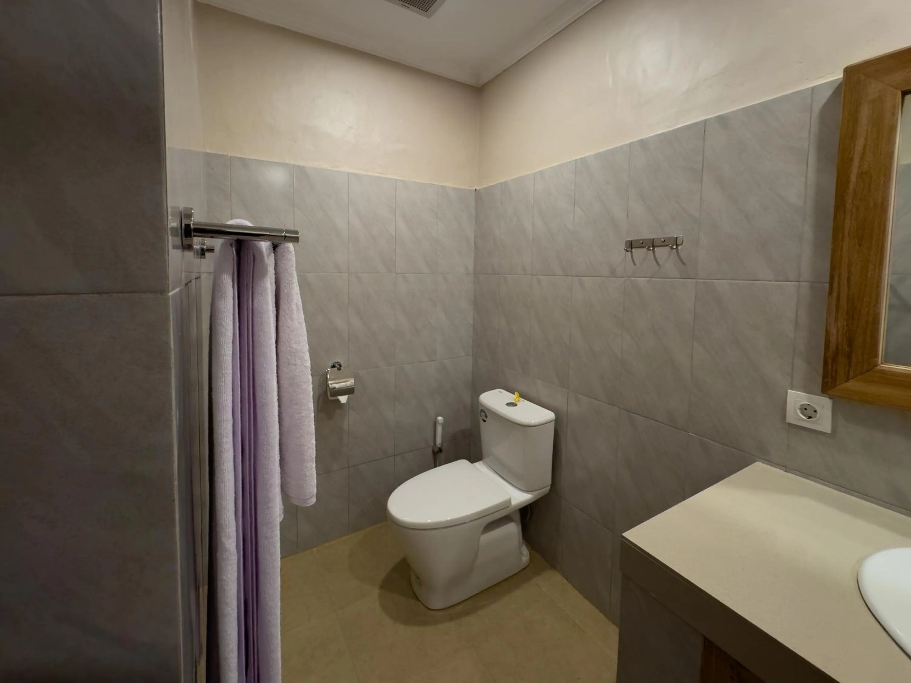 Shower in Koeluma Bali