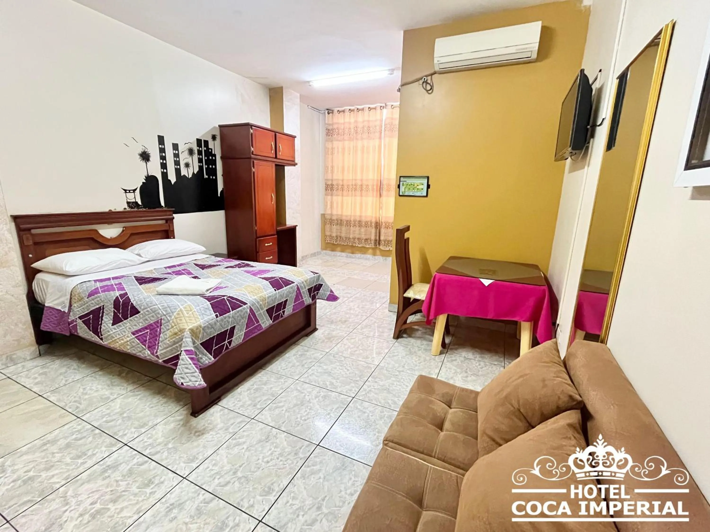 Bed in Hotel Coca Imperial