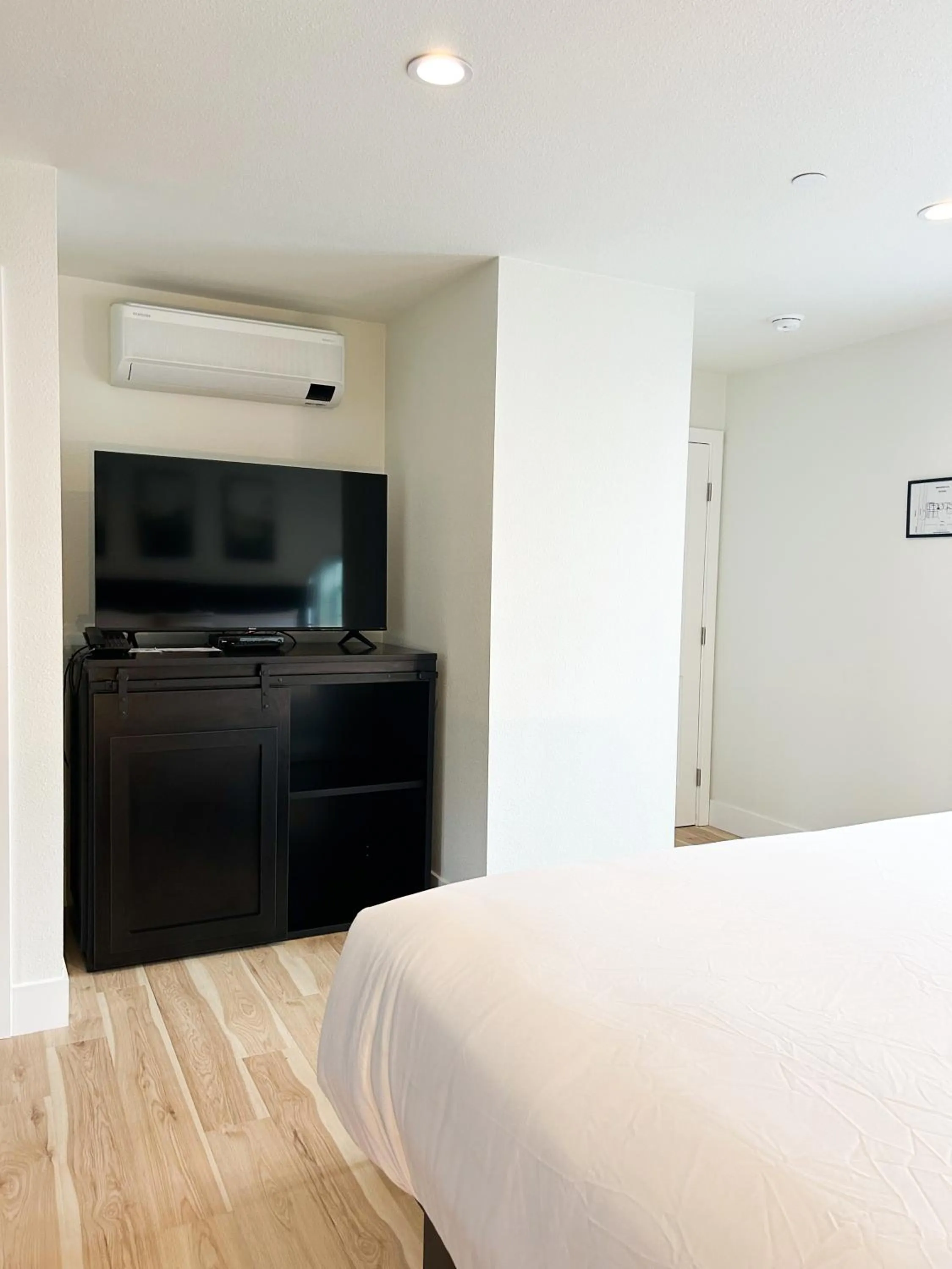 Bed in New Haven Inn