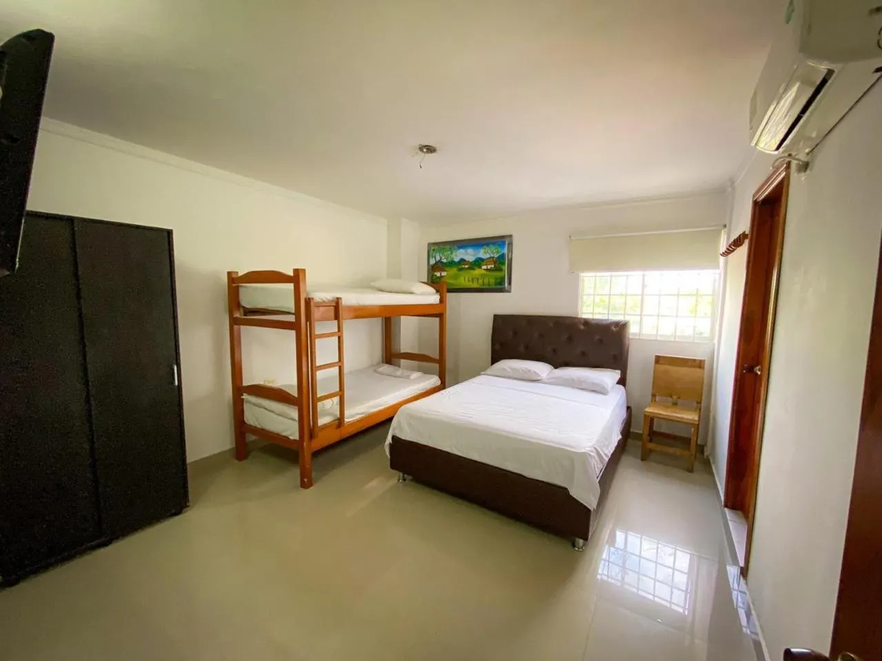 Standard Quadruple Room in Hotel Aeromar Central