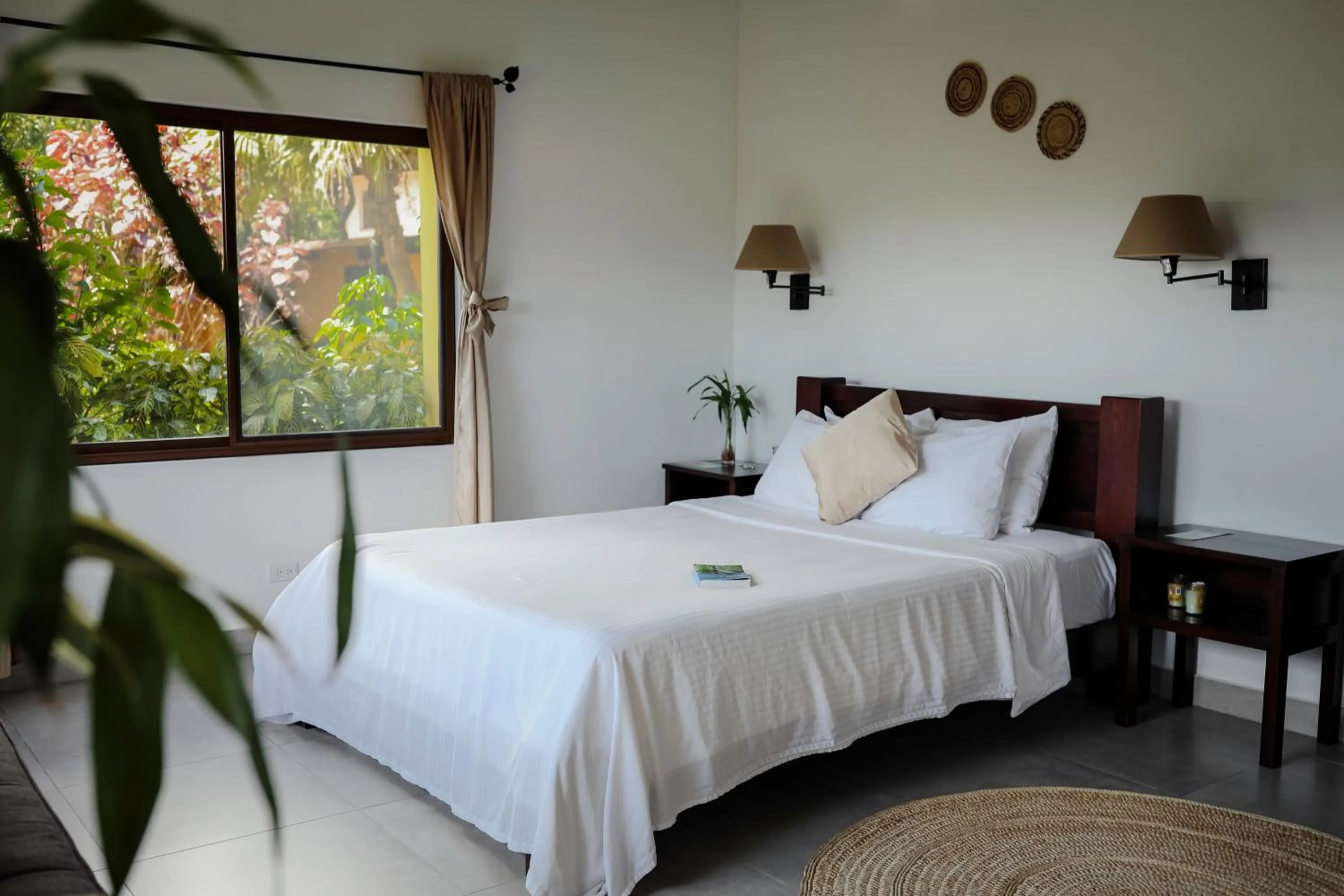 Bed in The Golden Frog Inn