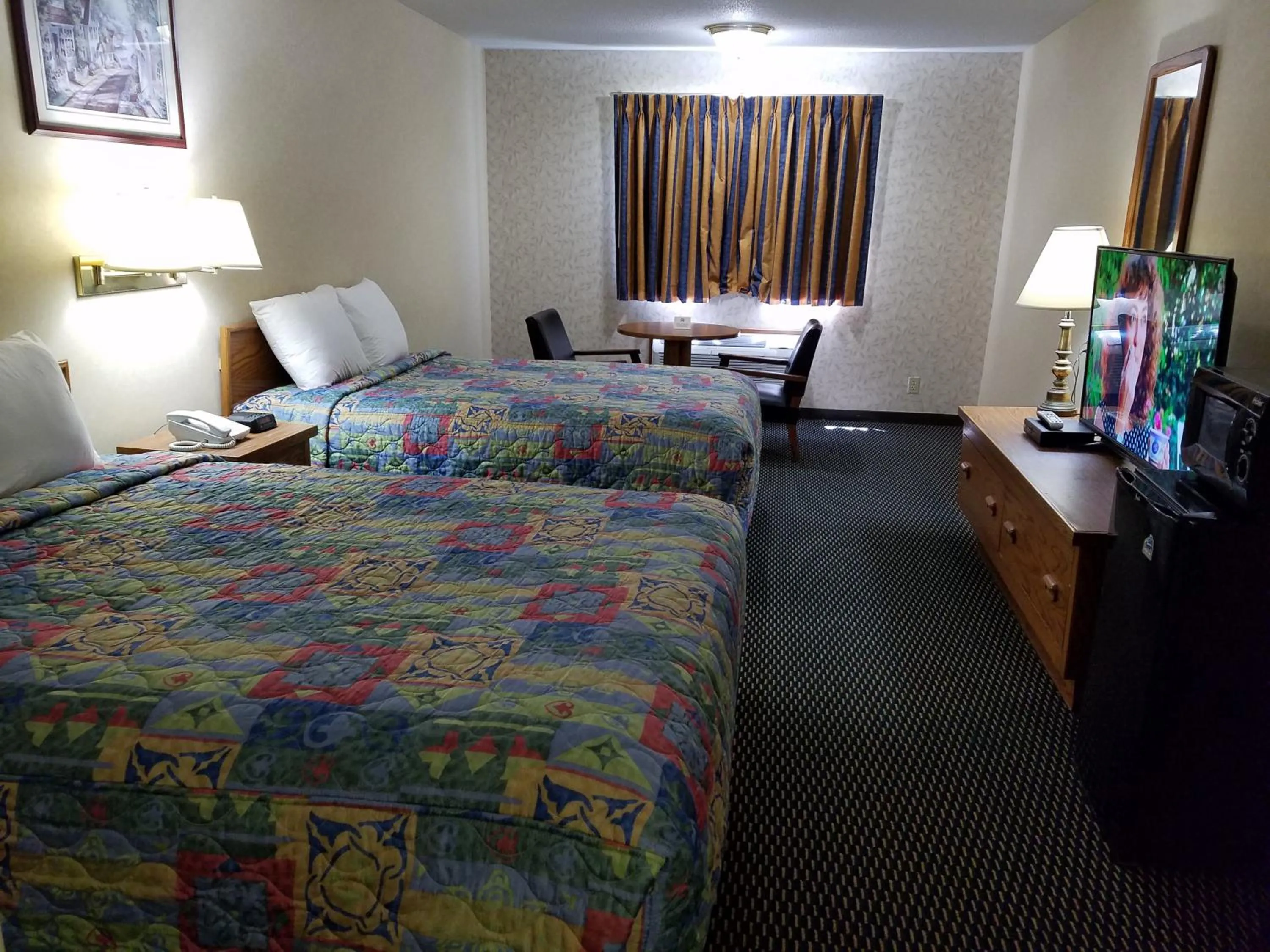 Photo of the whole room, Bed in Rodeway Inn Blair