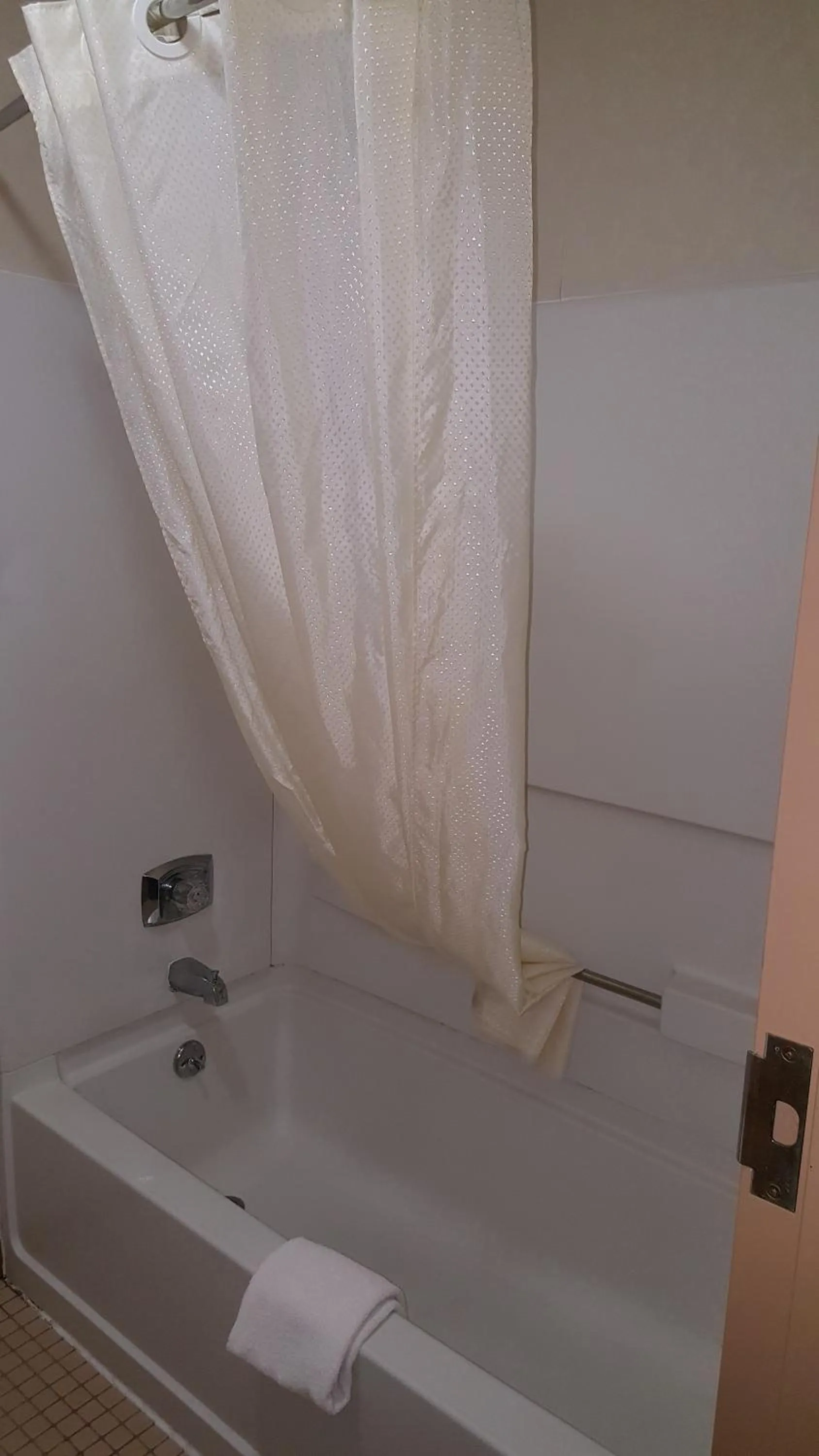 Bathroom in Rodeway Inn Blair