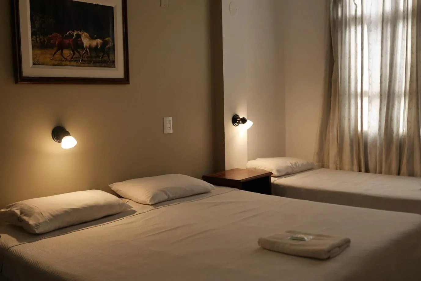 PASEO GüEMES HOTEL