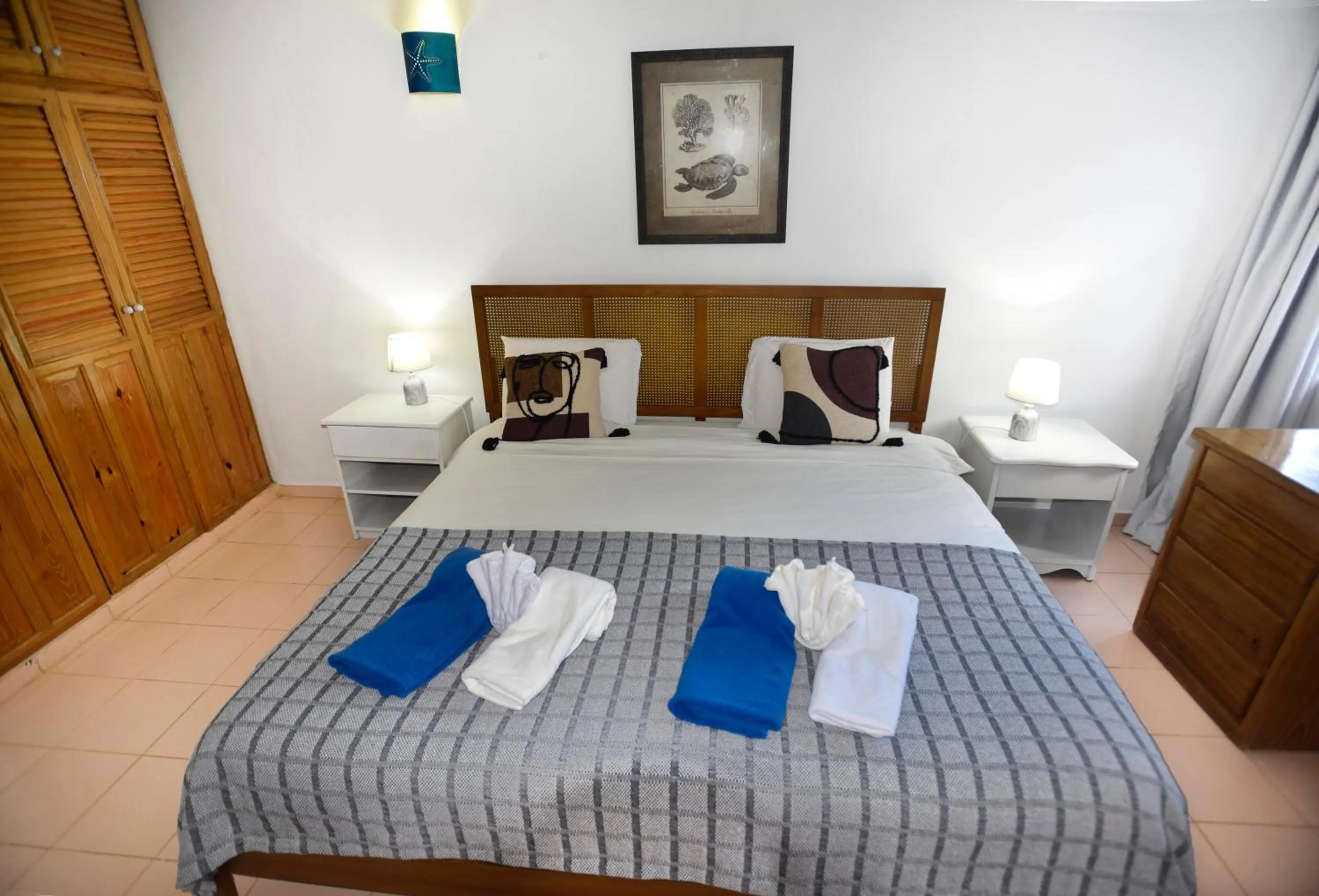 Bed in El Pelicano Apart-Hotel