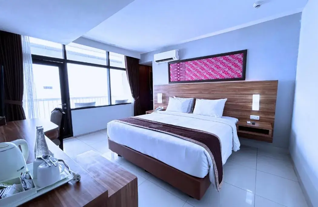 Bedroom, Bed in Grand Inna Samudra Beach Bedroom, Bed in Grand Inna Samudra Beach