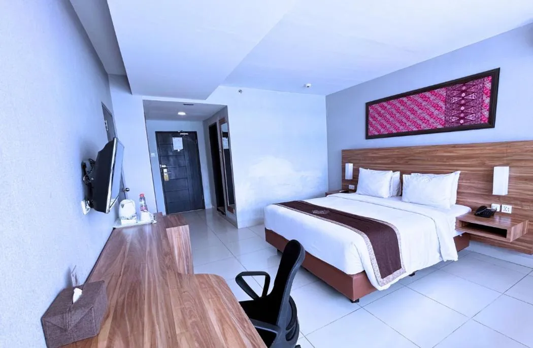 Bedroom, Bed in Grand Inna Samudra Beach
