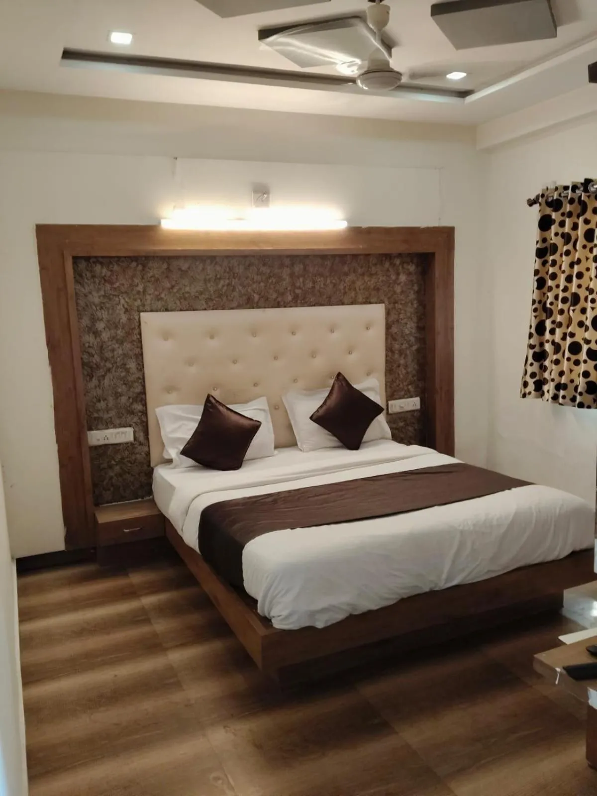 Hotel Galaxy Inn