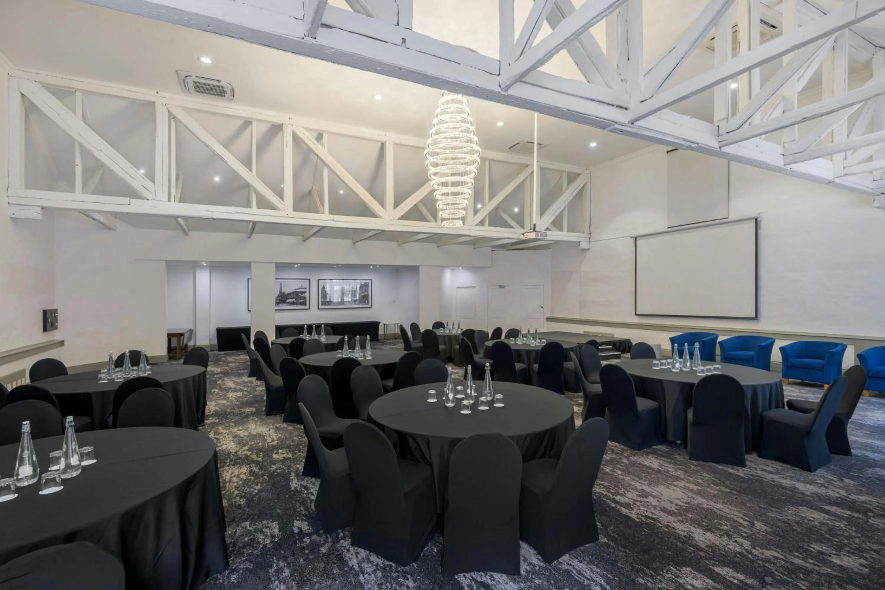 Meeting/conference room in Protea Hotel by Marriott Johannesburg Balalaika Sandton