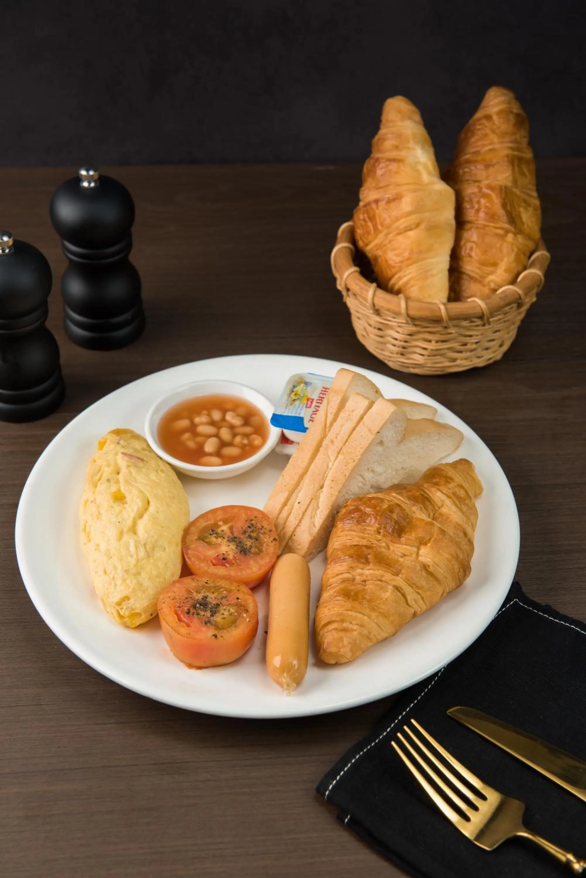 Breakfast in Samnak Lounge