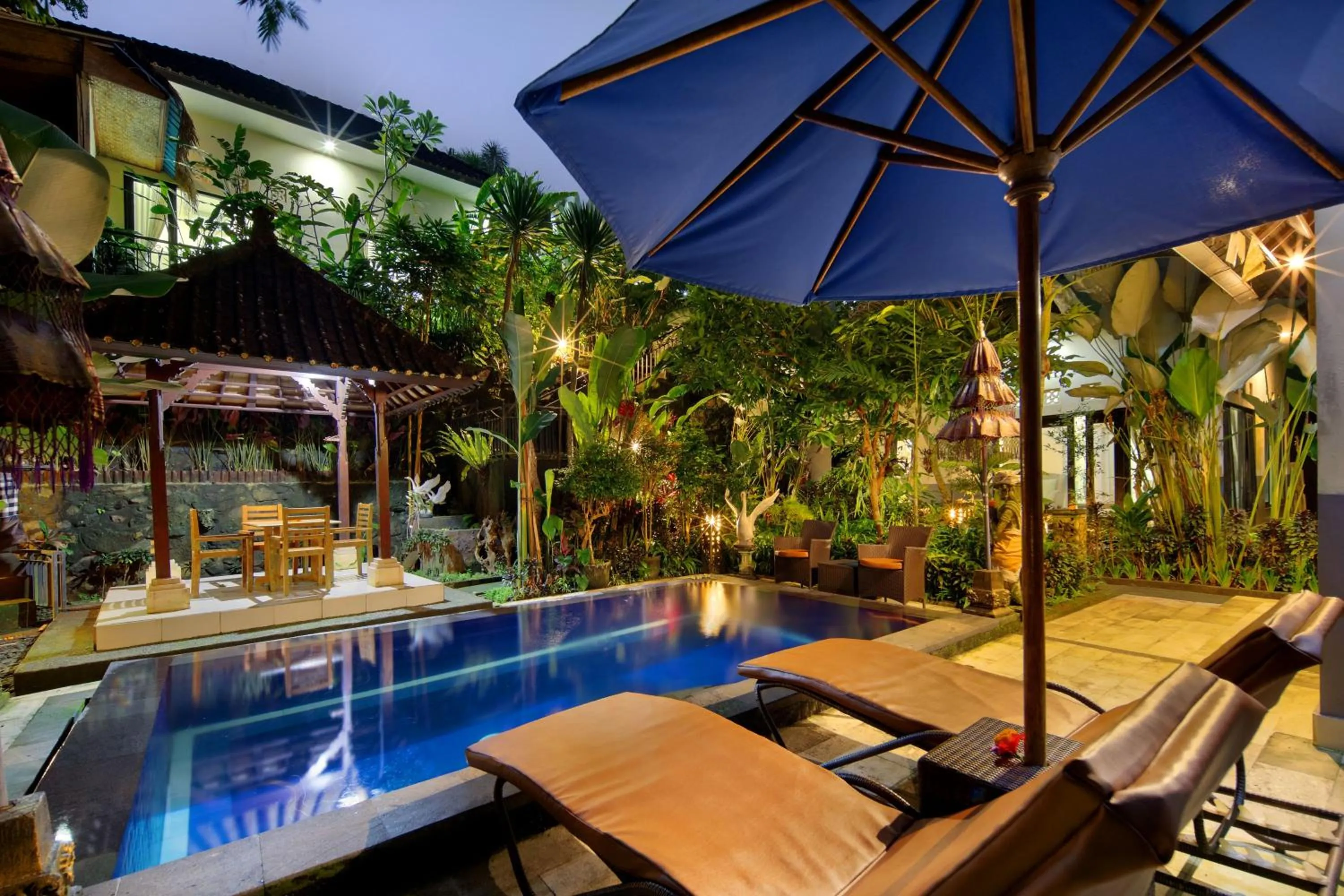 Swimming pool in Villa Bakti Ubud by kamara