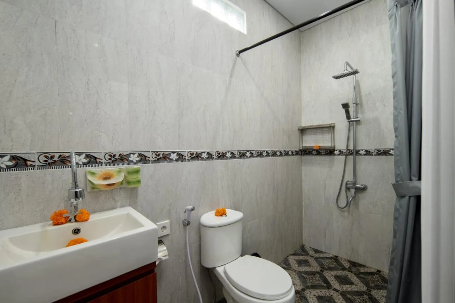 Bathroom in Villa Bakti Ubud by kamara