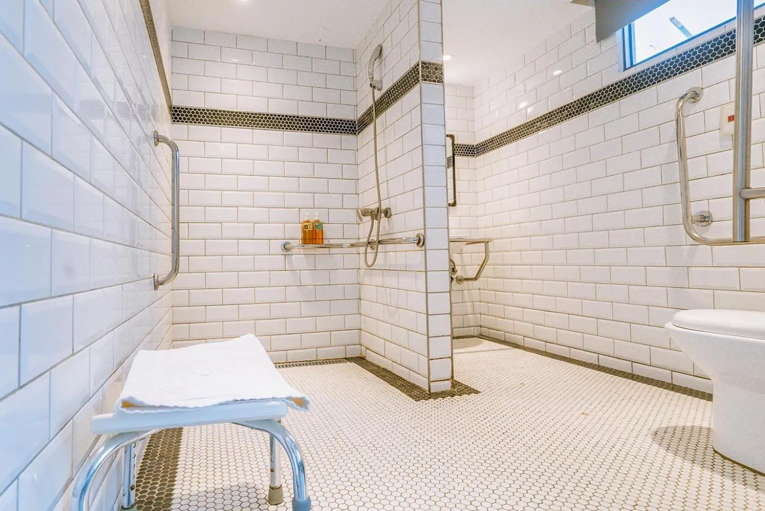 Bathroom in CHASE Hotel