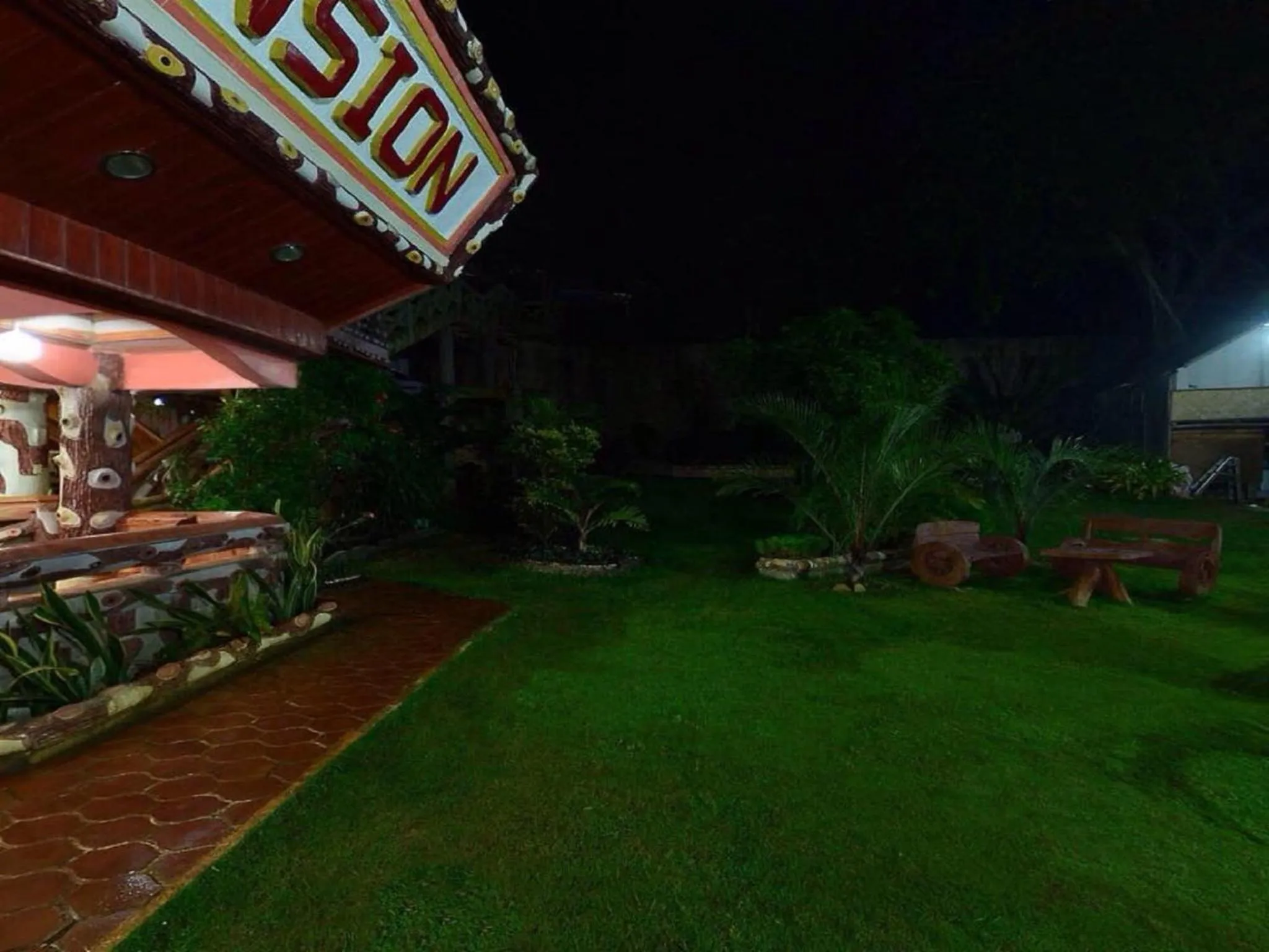 Night in Big Creek Mansion