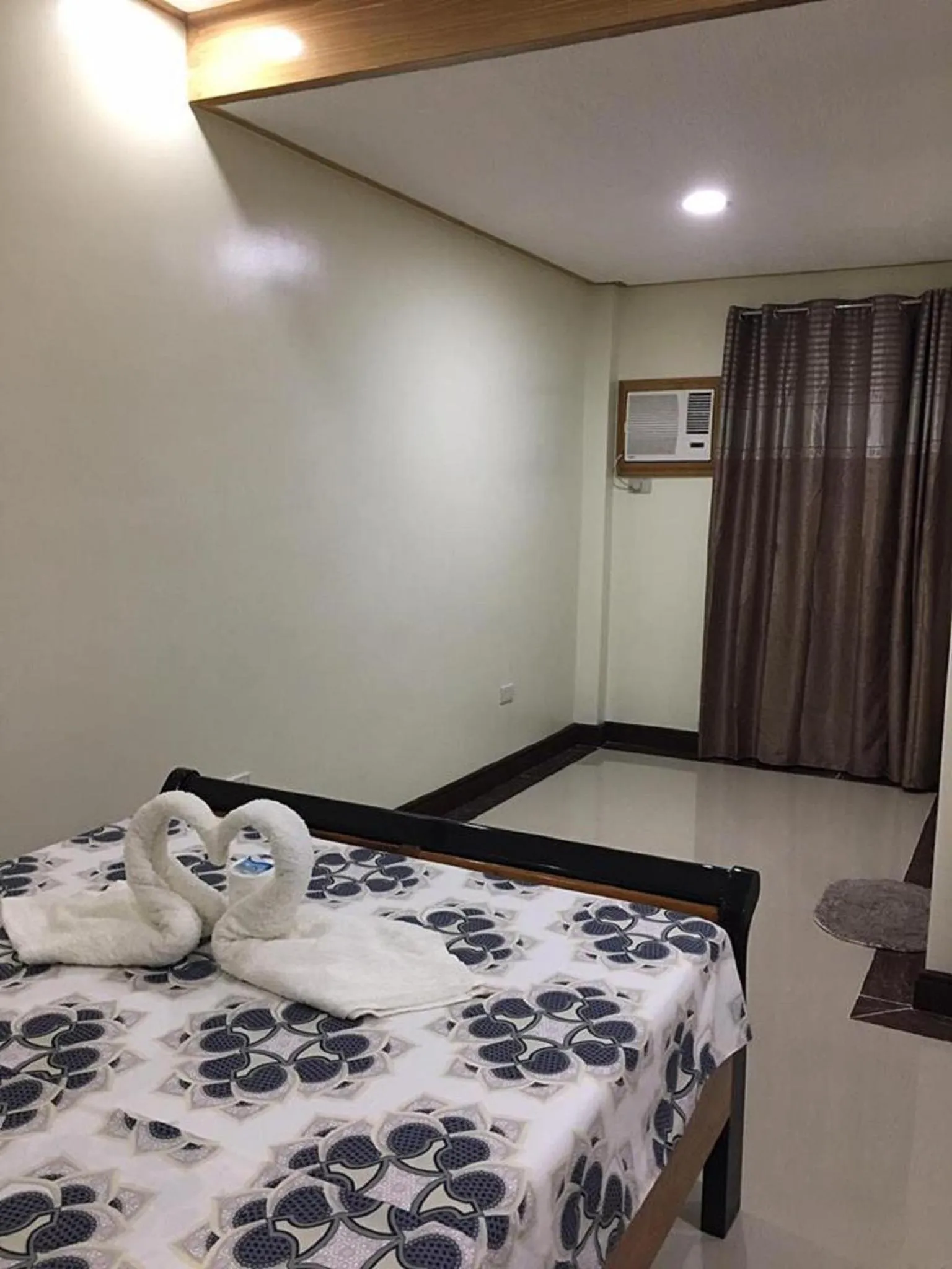 Bed in Big Creek Mansion