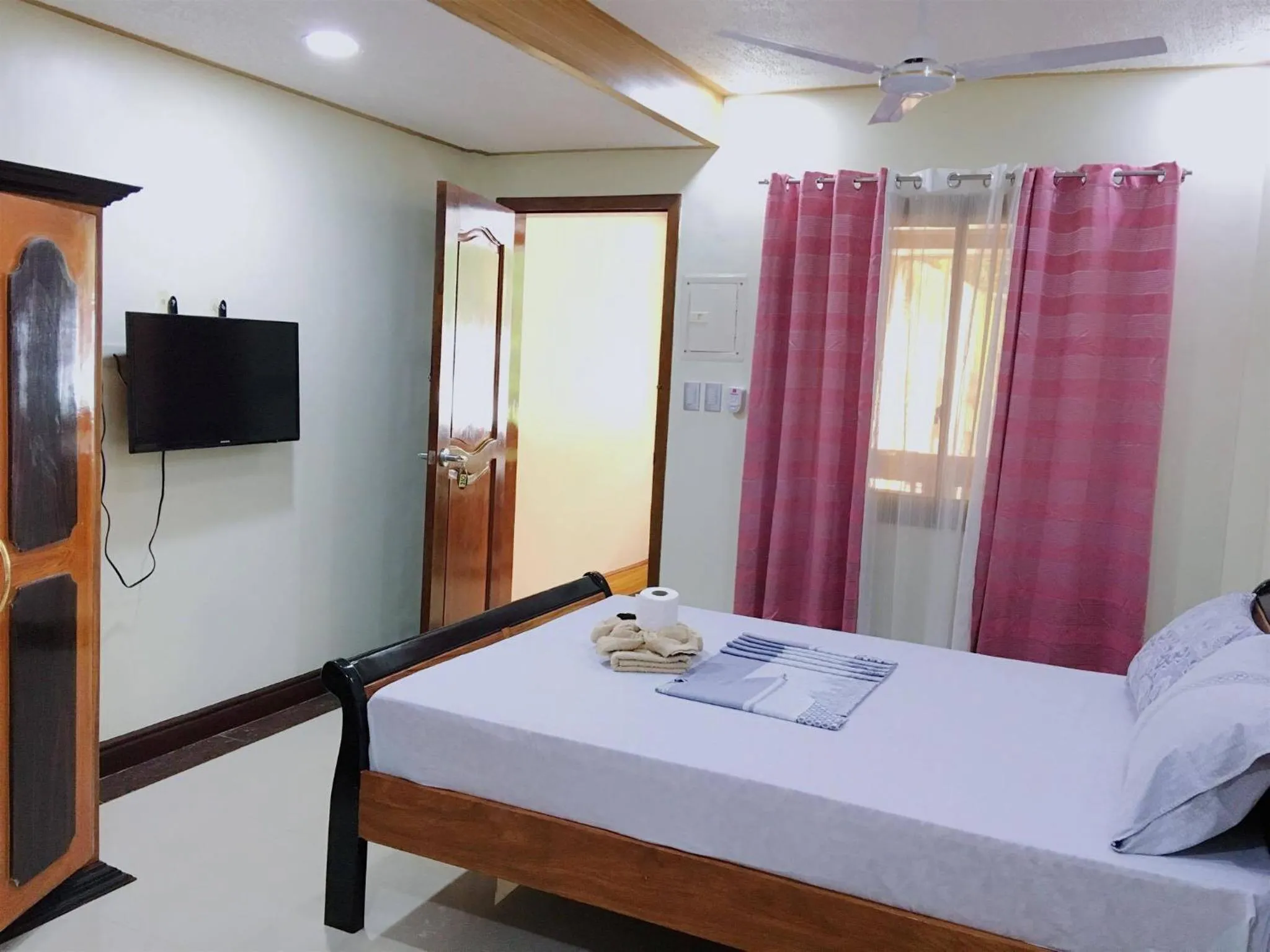 Bedroom in Big Creek Mansion