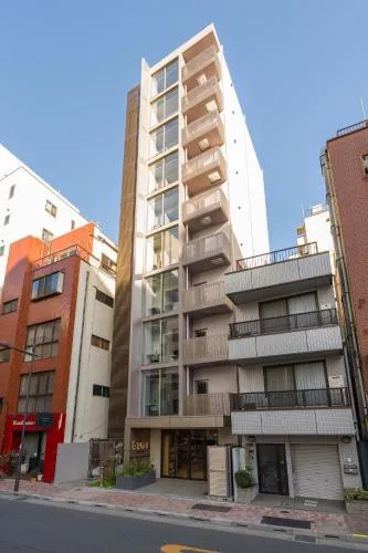 Sumu Ueno East