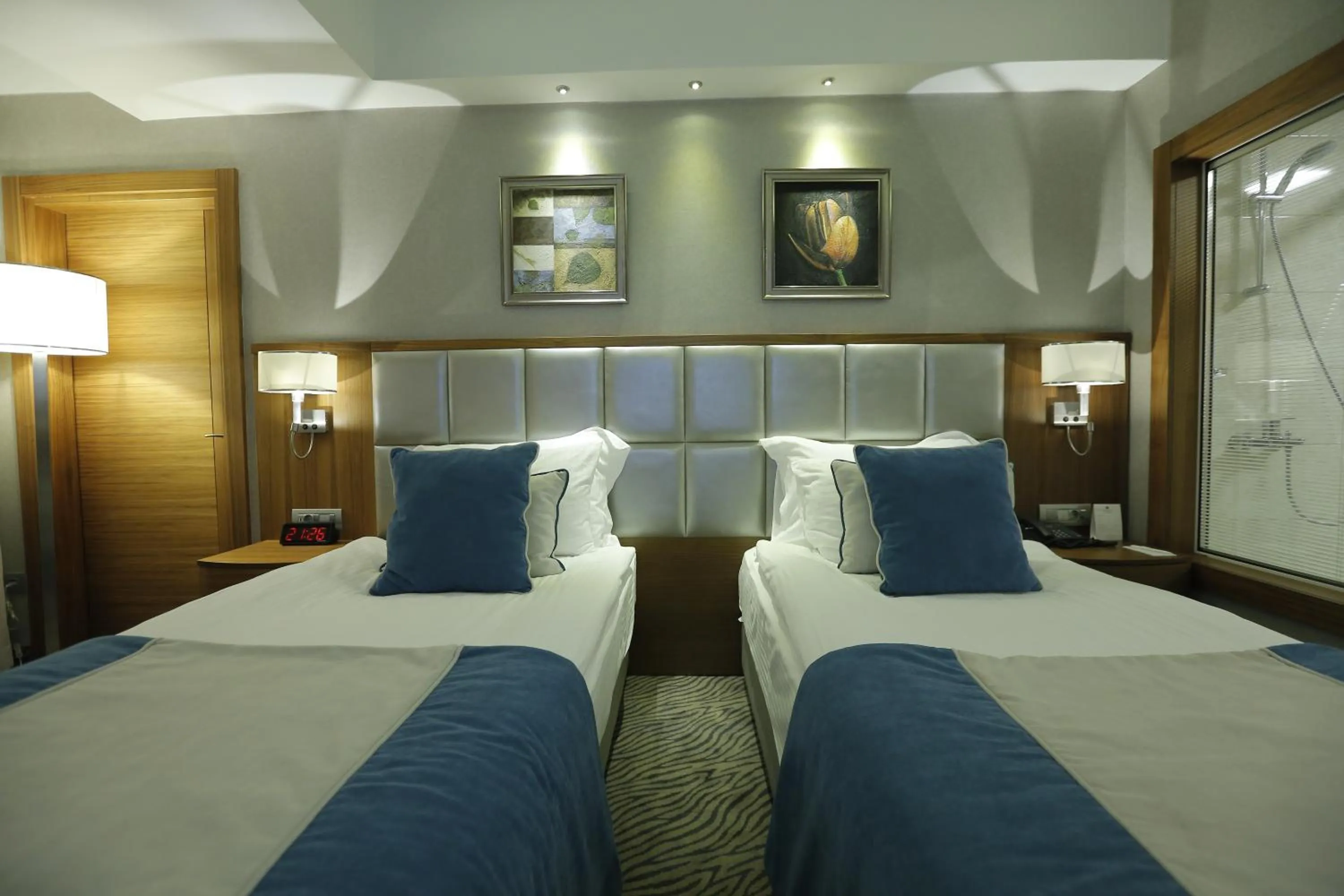 Bed in Best Western Premier Karsiyaka Convention & Spa Hotel