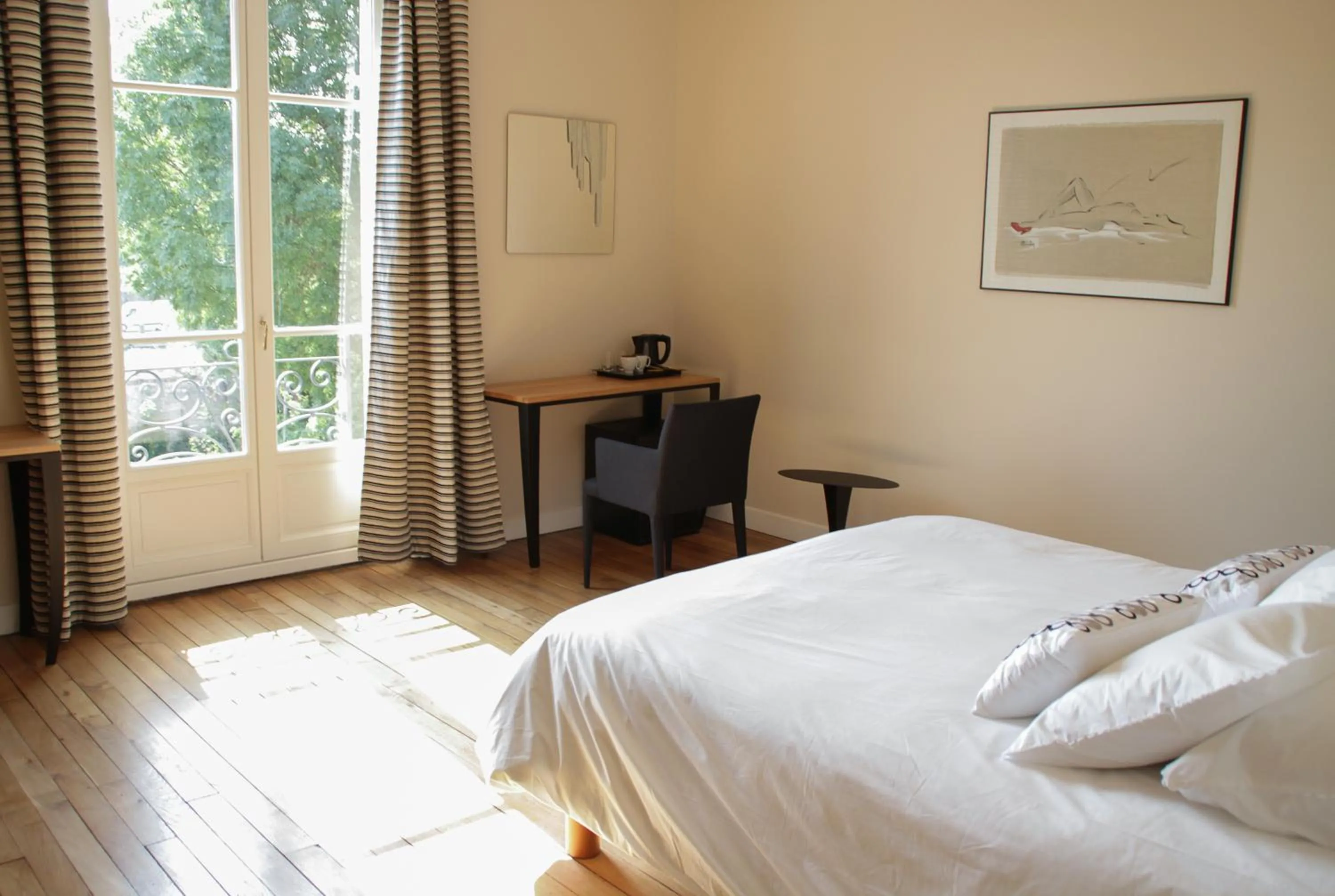 Bed in Maison M Troyes