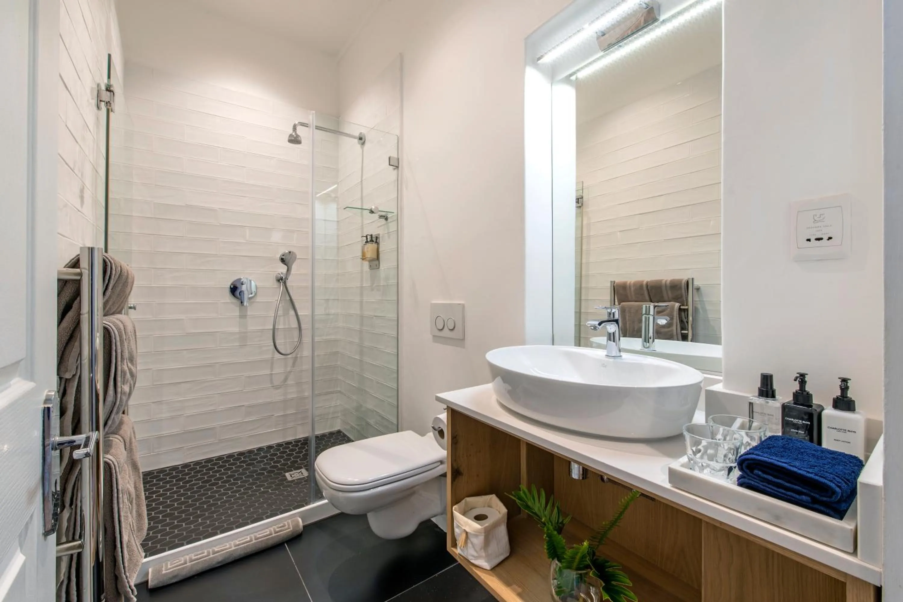 Bathroom in Blackheath Lodge by The Oyster Collection
