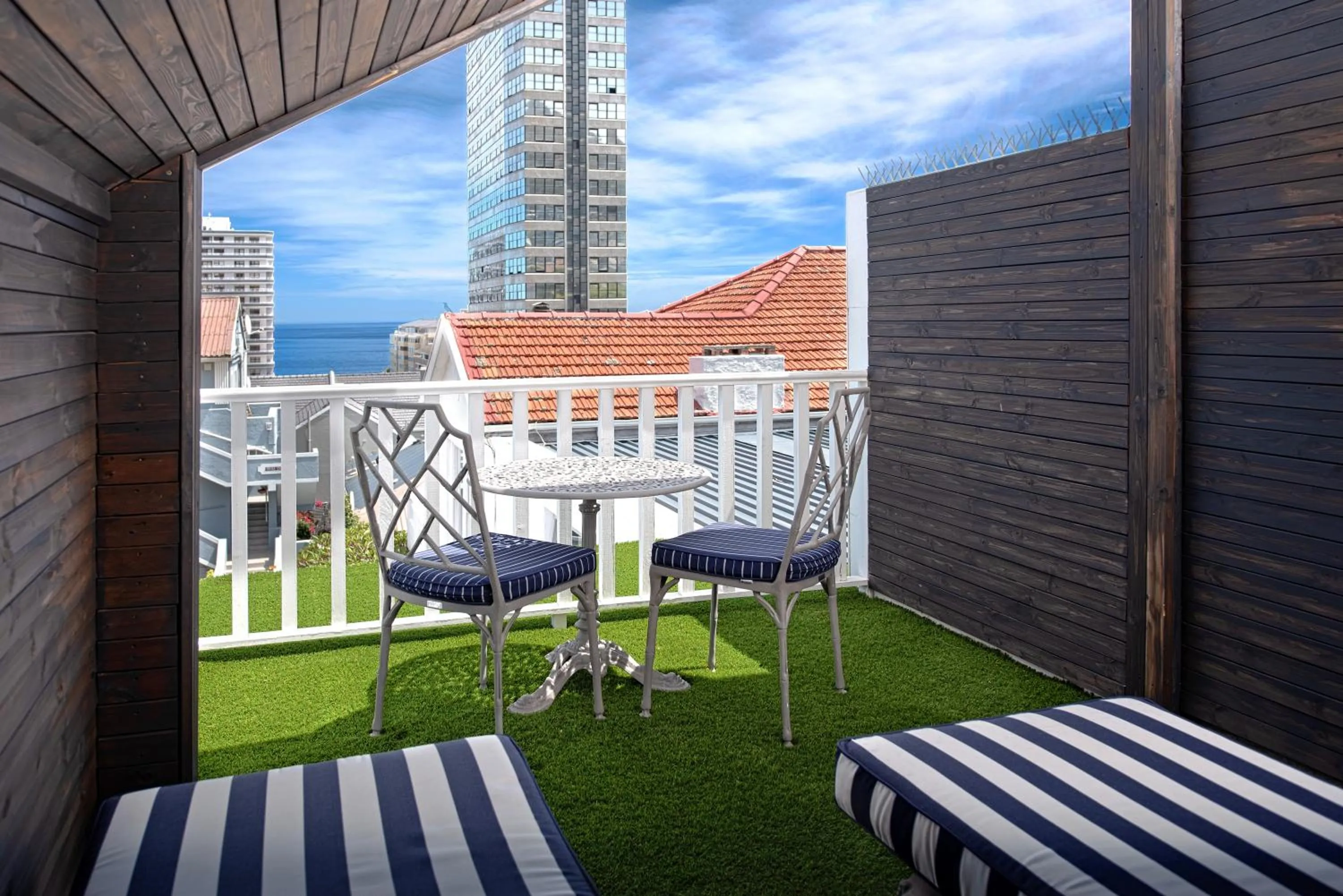 Patio in Blackheath Lodge by The Oyster Collection