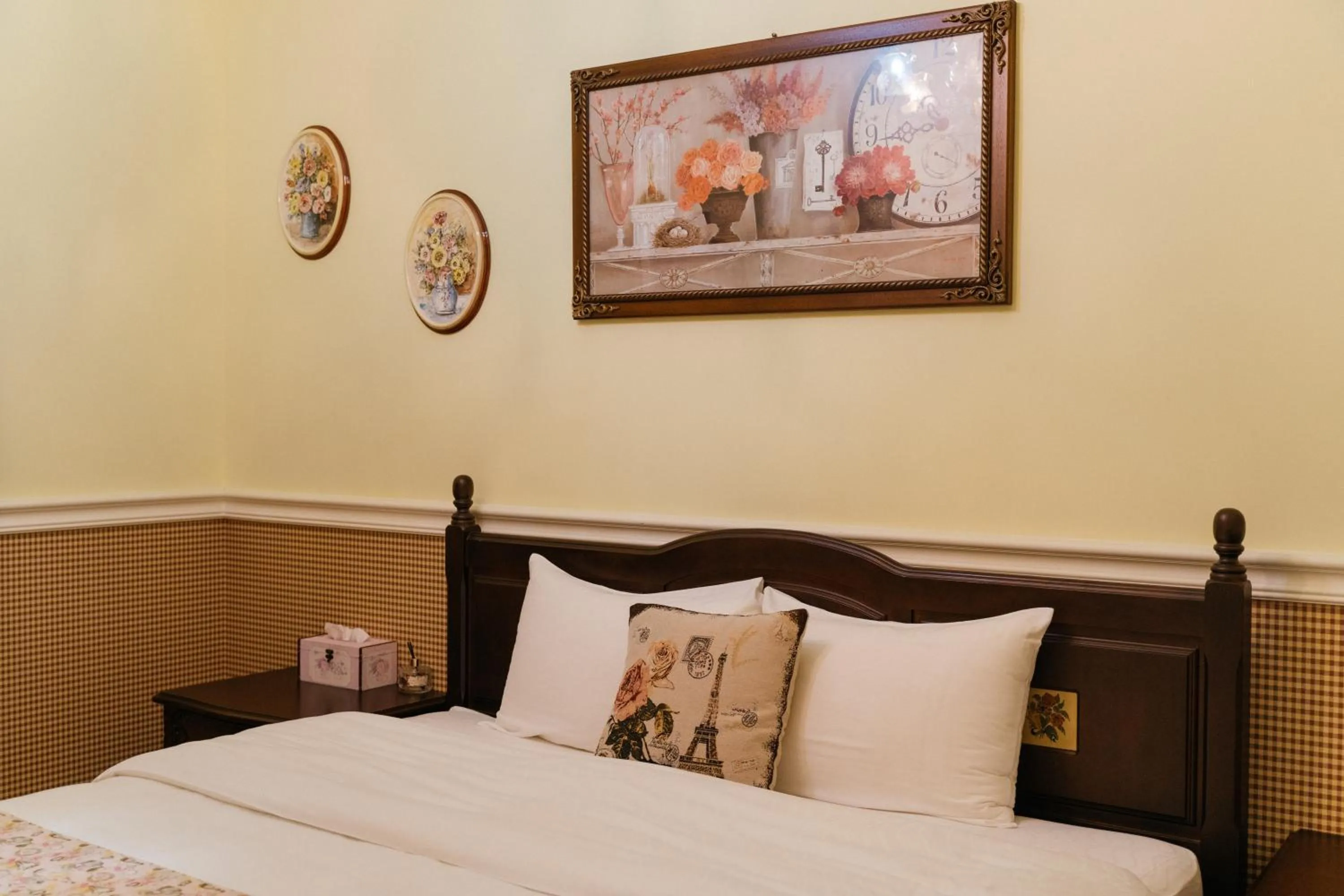 Bed in Brulee's Done