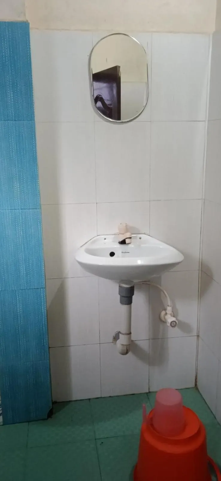 Bathroom in Sithara Guest House