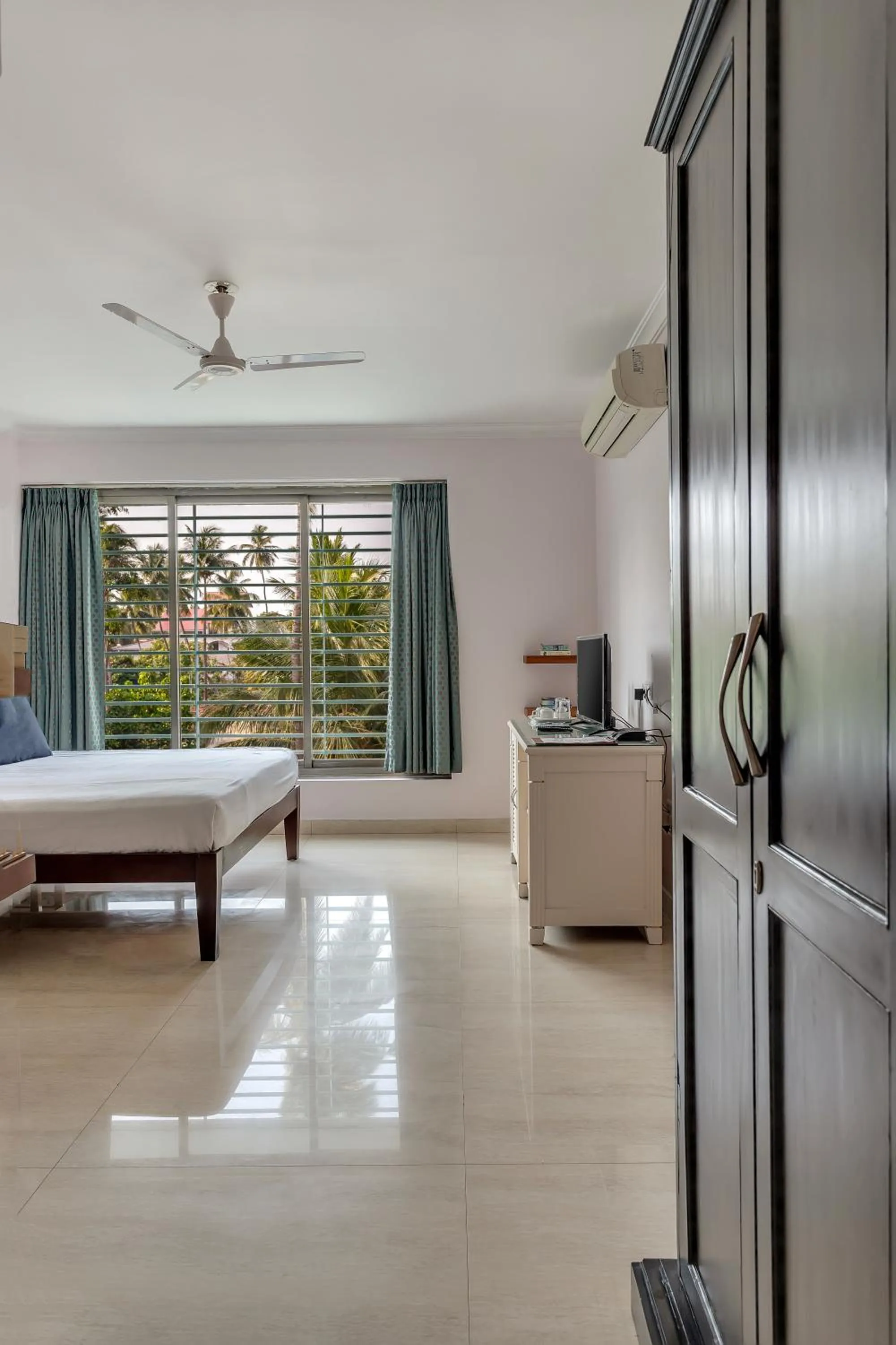 Bedroom, Bed in Arotel Rooms & Suites Calangute