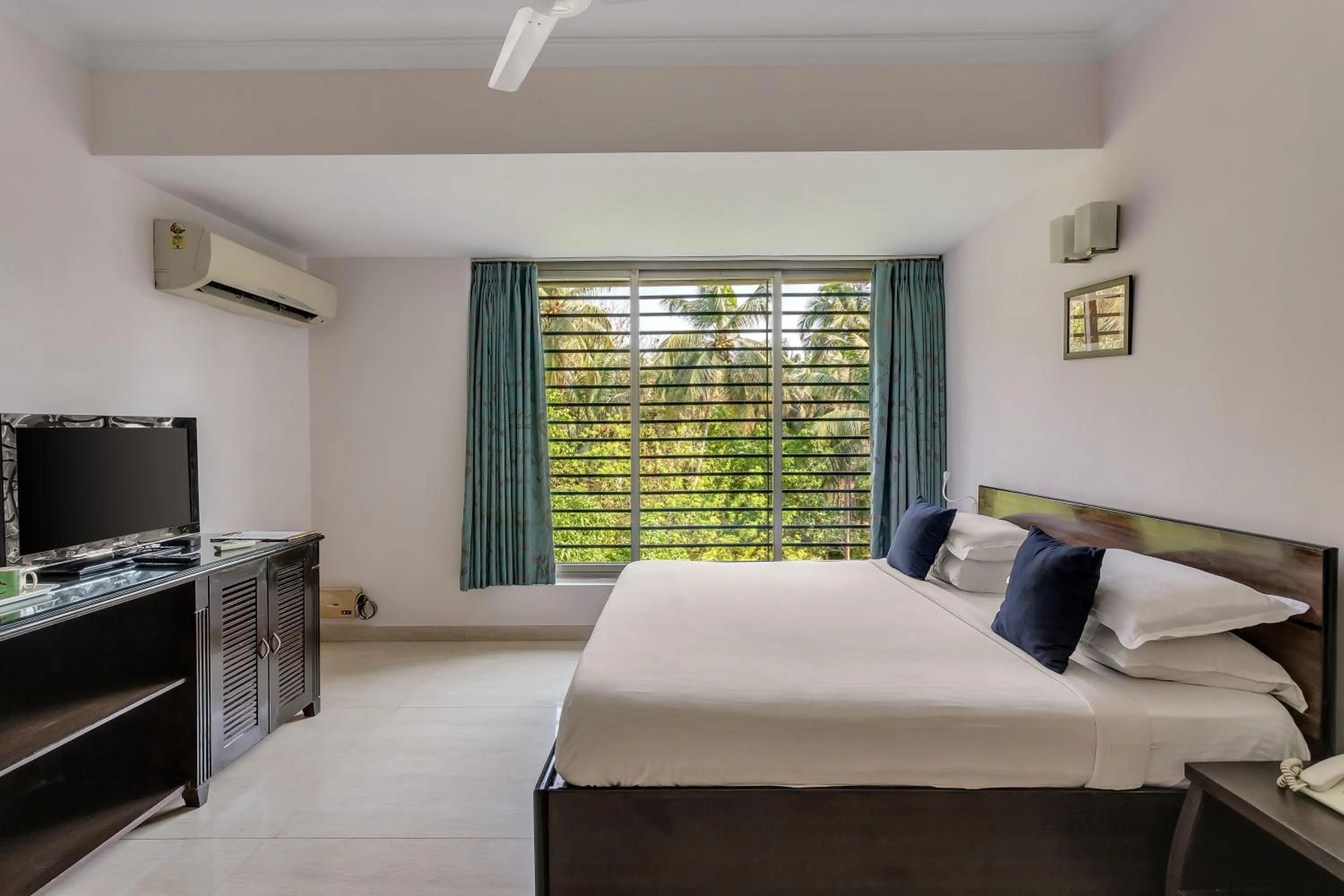 Bedroom, Bed in Arotel Rooms & Suites Calangute