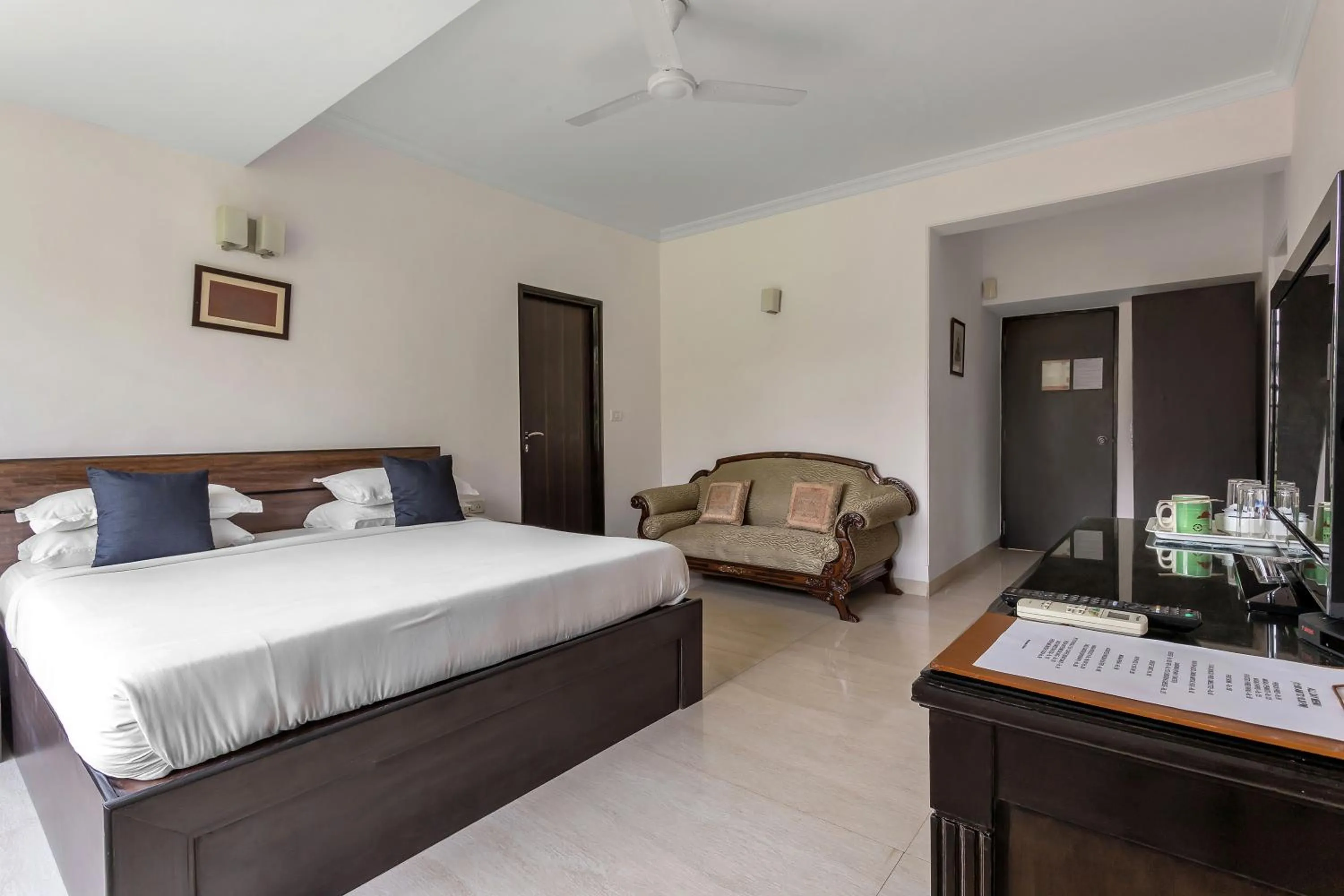 Bedroom, Bed in Arotel Rooms & Suites Calangute