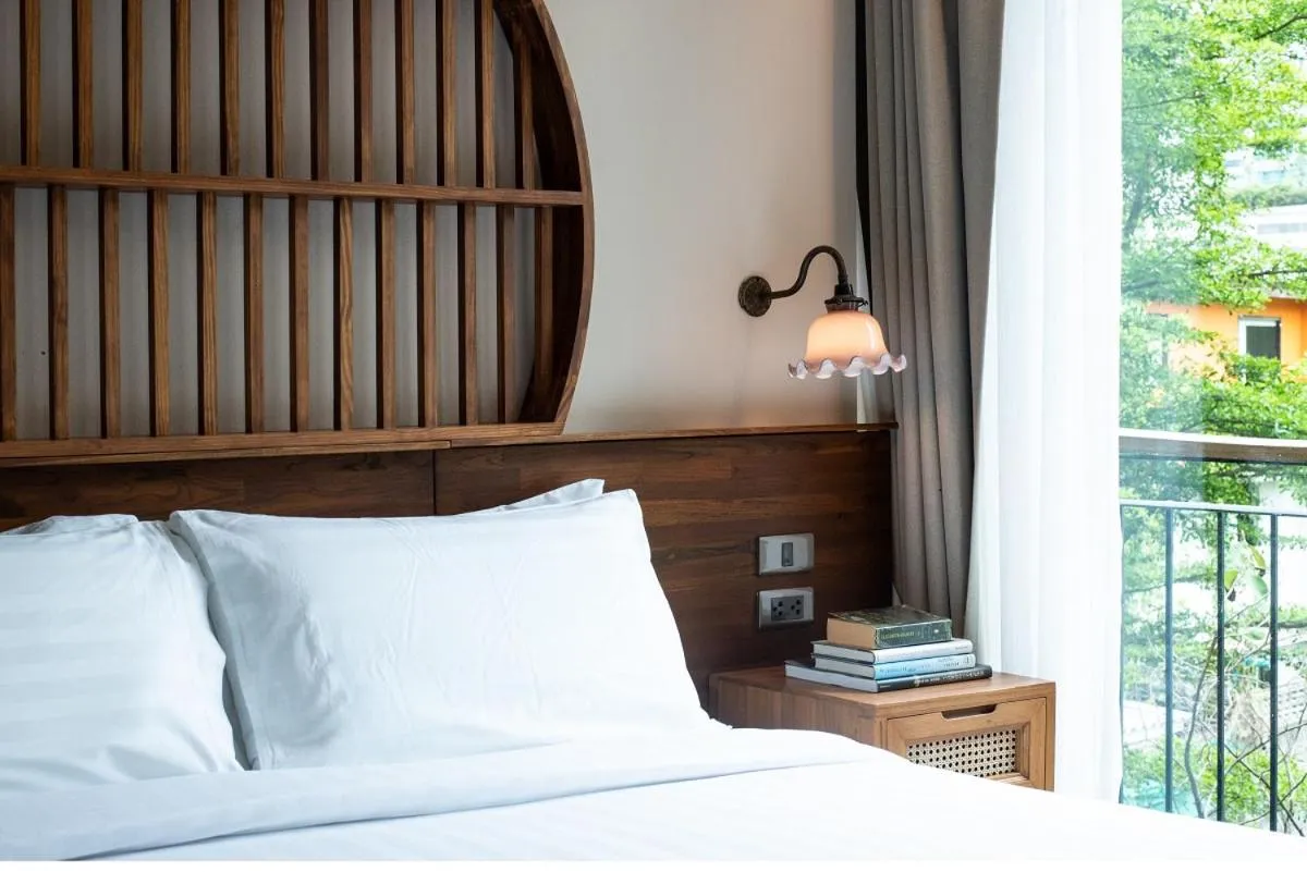 View (from property/room), Bed in Tints of Blue Hotel