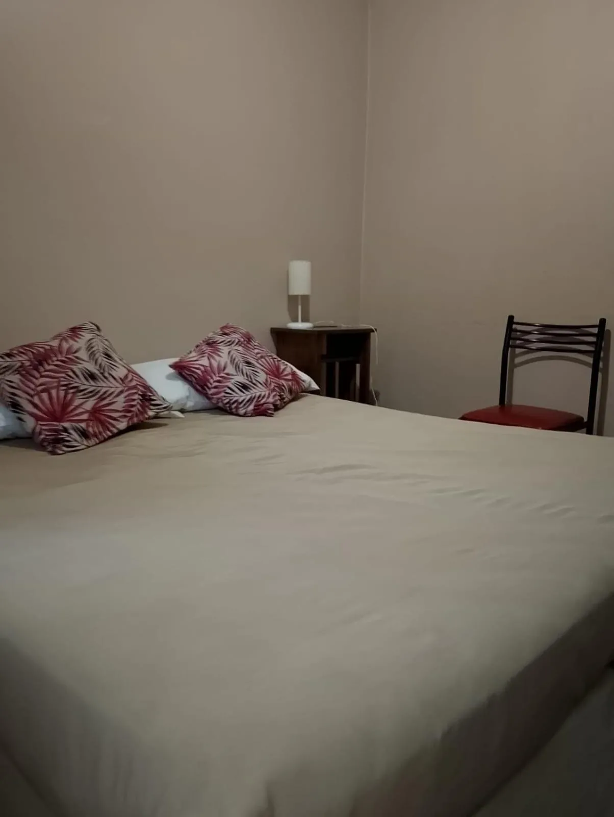 Property building, Bed in Hostal el Aljibe