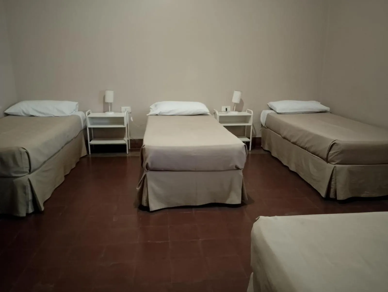 Property building, Bed in Hostal el Aljibe