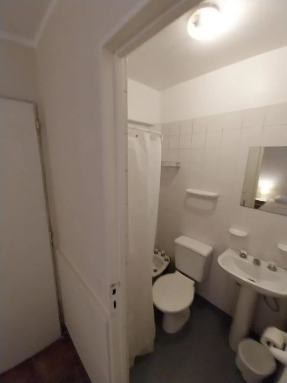 Bathroom in Hostal el Aljibe