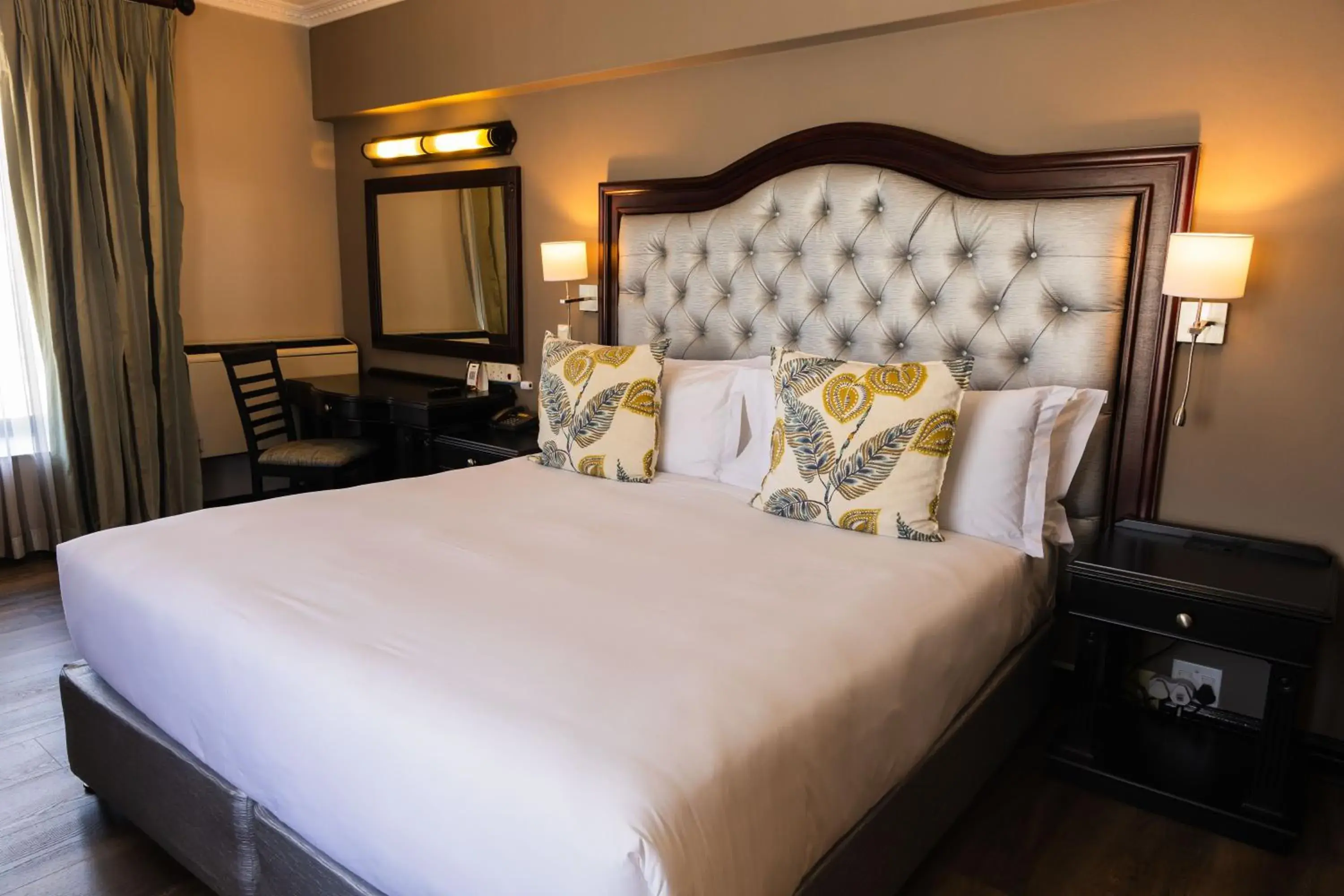 Deluxe Sea View Room with king bed in Premier Hotel Cape Town Deluxe Sea View Room with king bed in Premier Hotel Cape Town