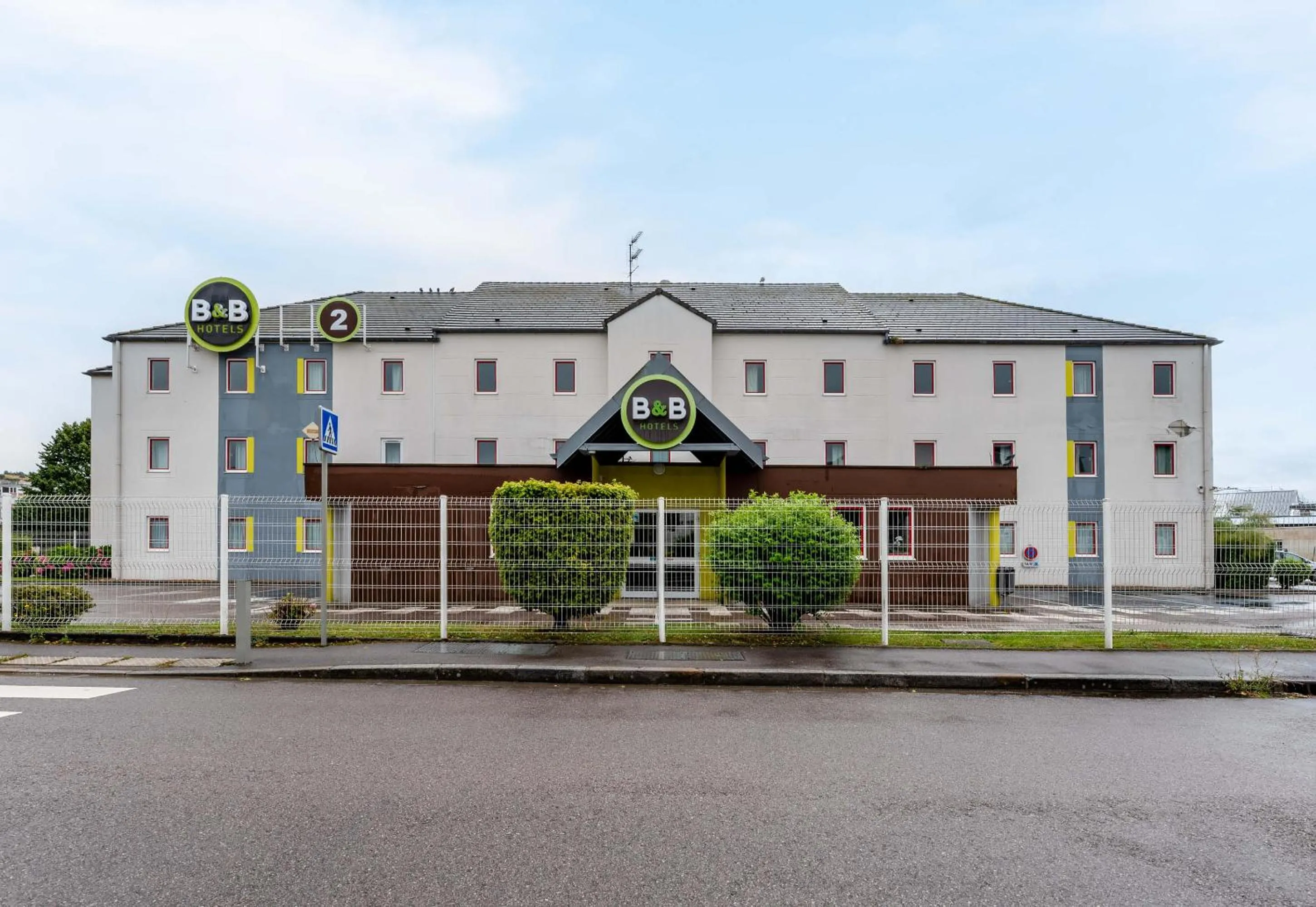 Property building in B&B HOTEL Le Havre Harfleur 2