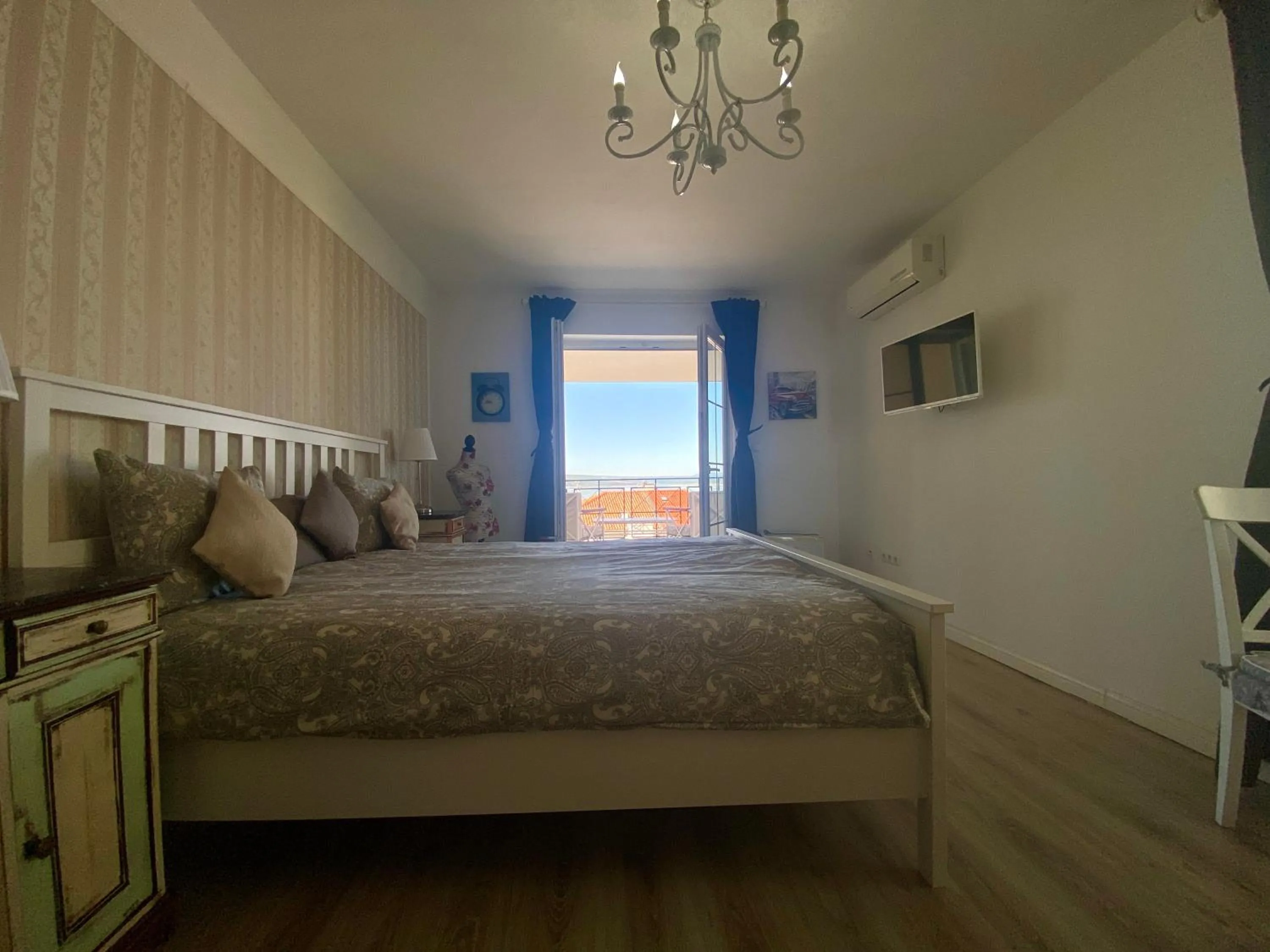 Bed in Rooms Villa Harmonie - Adults Only +14